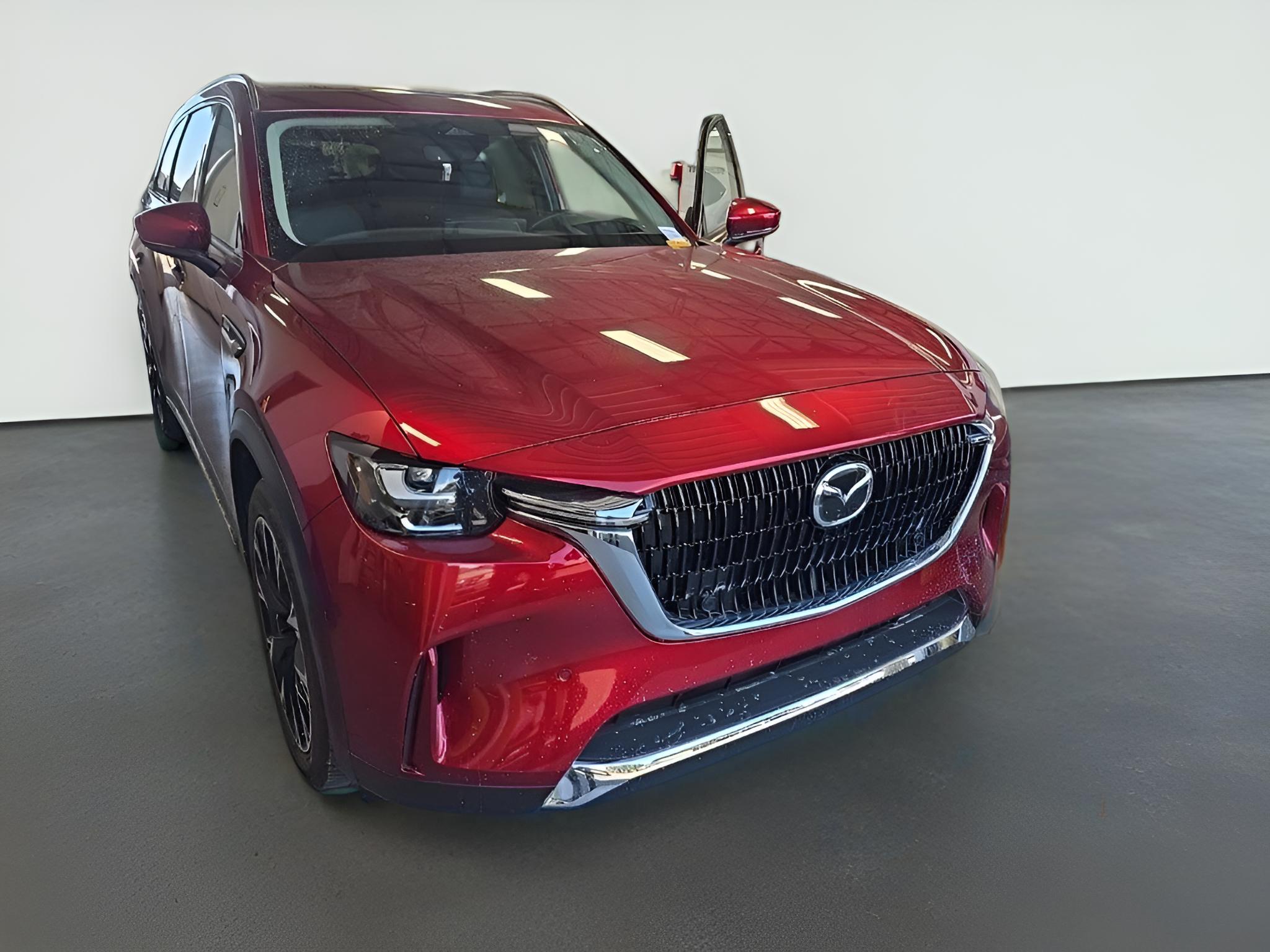 2024 Mazda CX-90 Premium Package