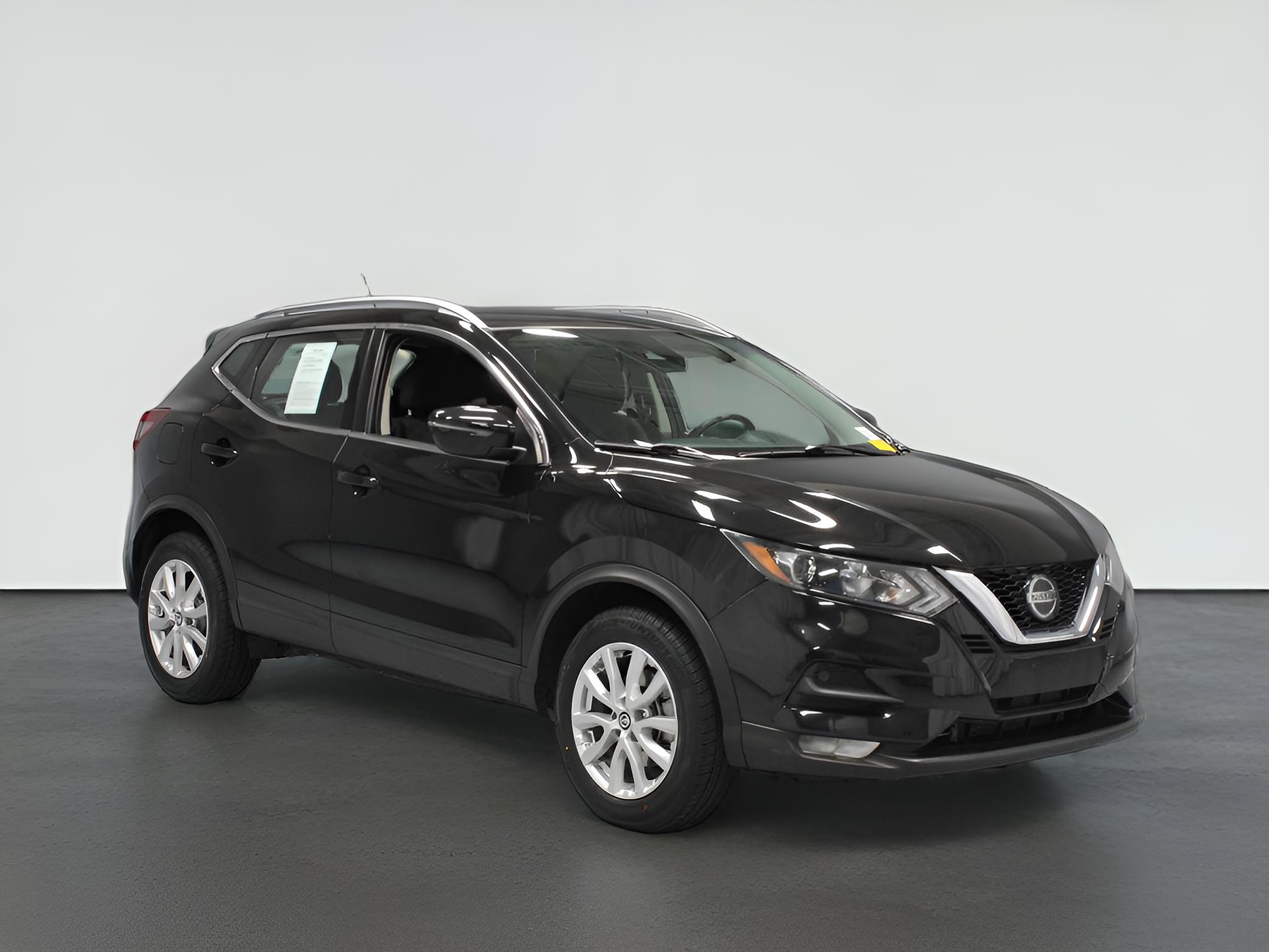 2022 Nissan Rogue Sport SV