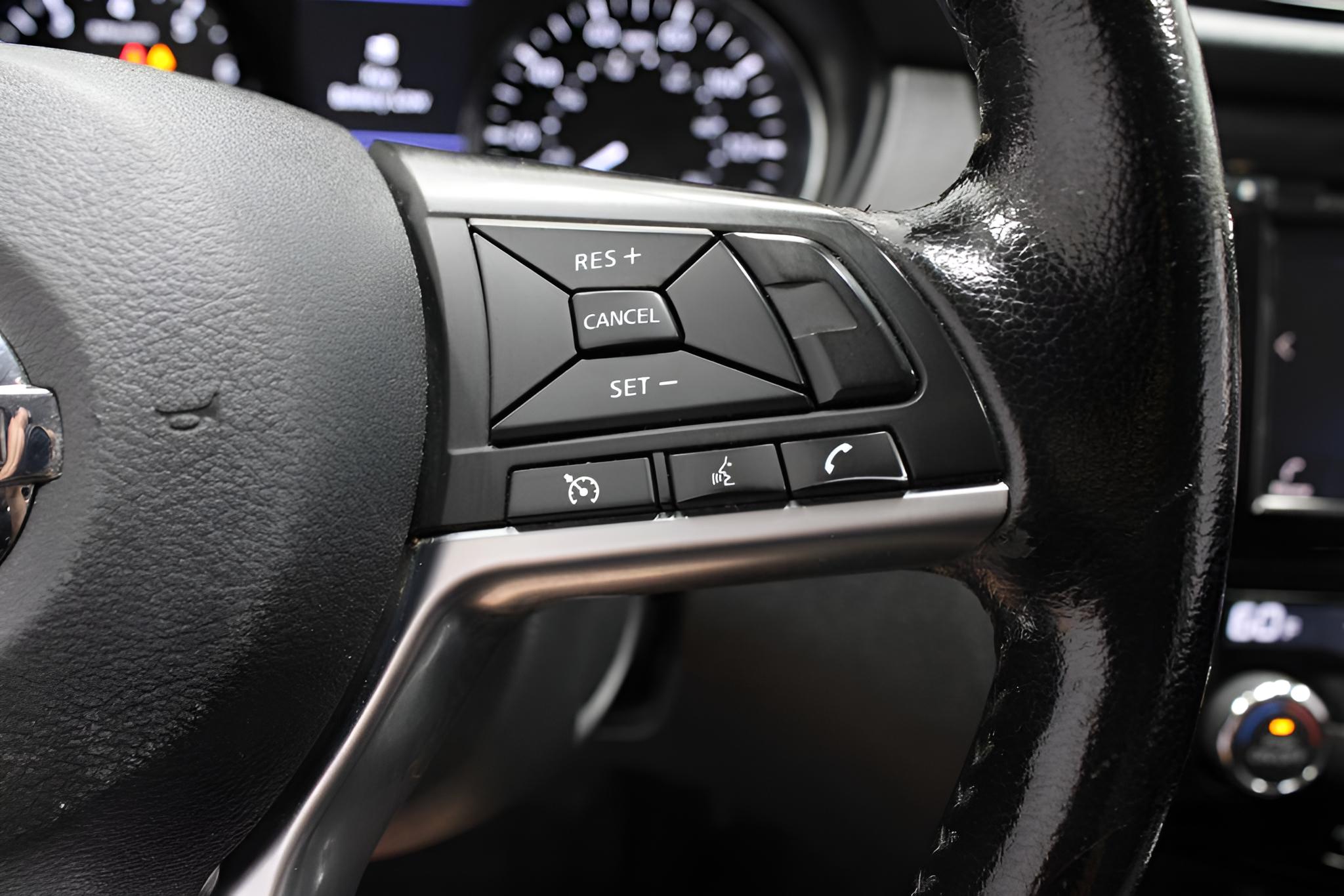 2022 Nissan Rogue Sport SV