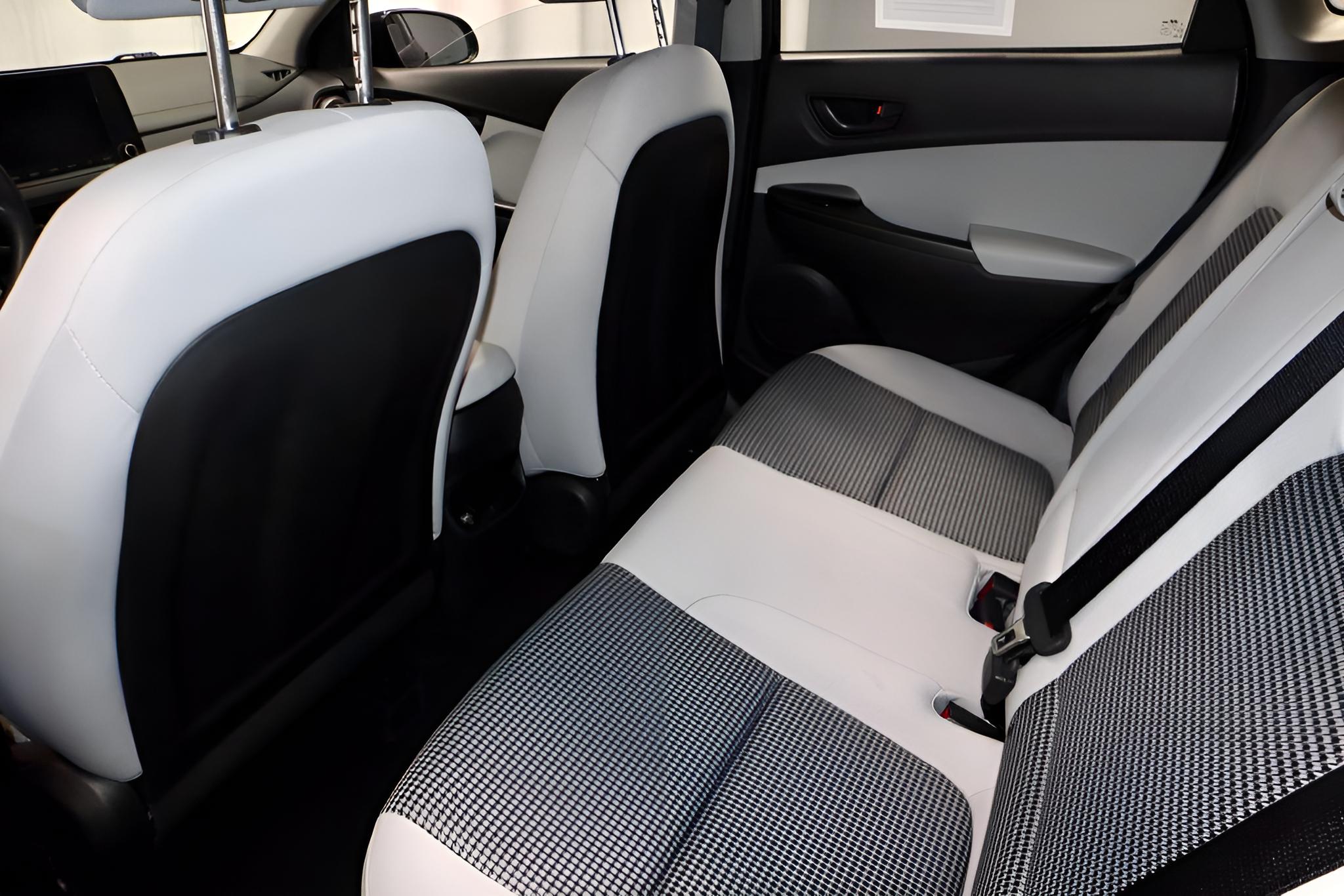 2023 Hyundai KONA SE