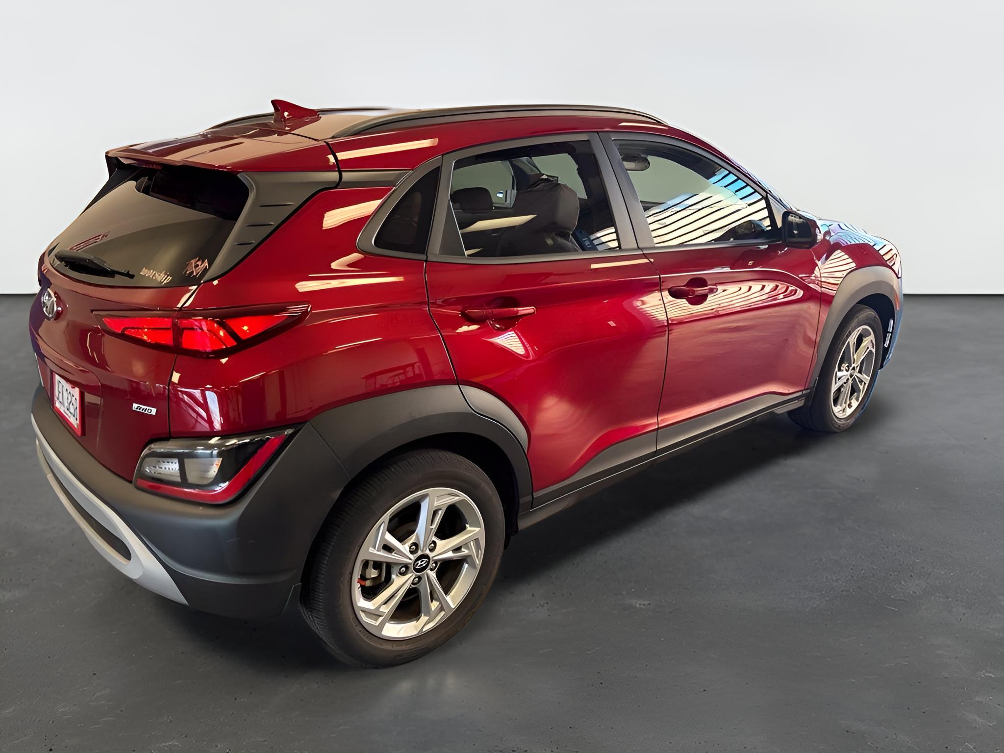 2023 Hyundai KONA SEL