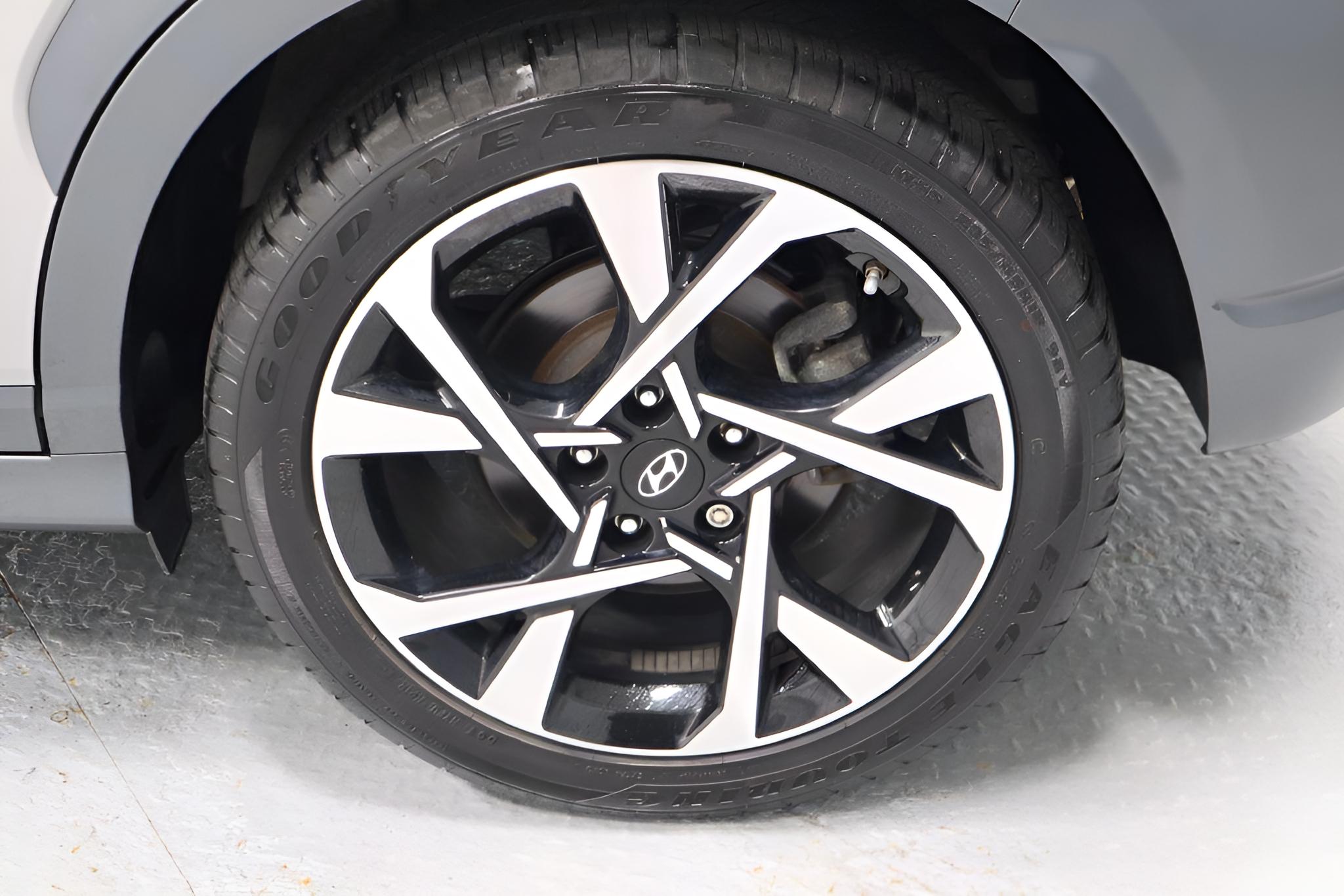 2023 Hyundai KONA Limited