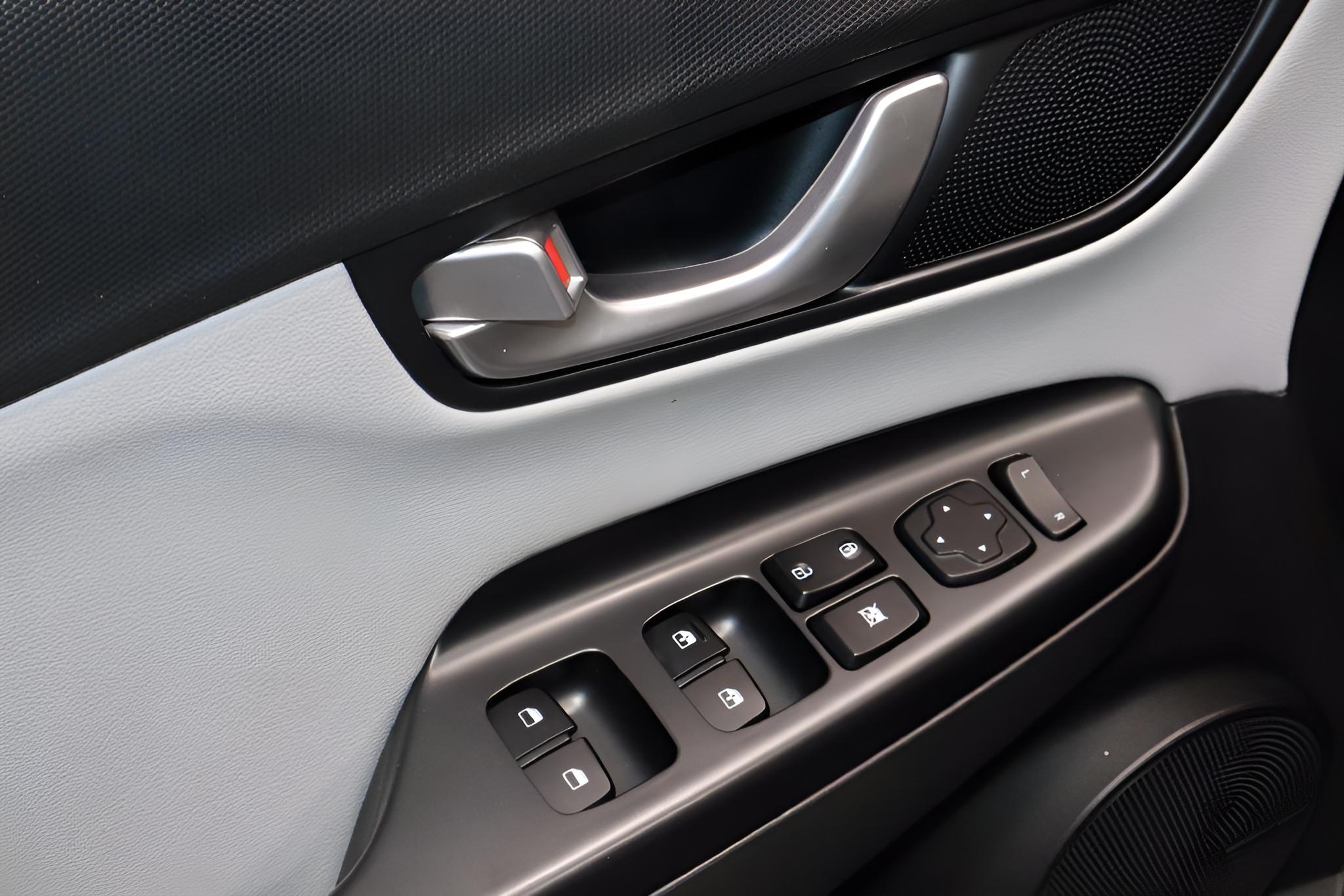2023 Hyundai KONA Limited
