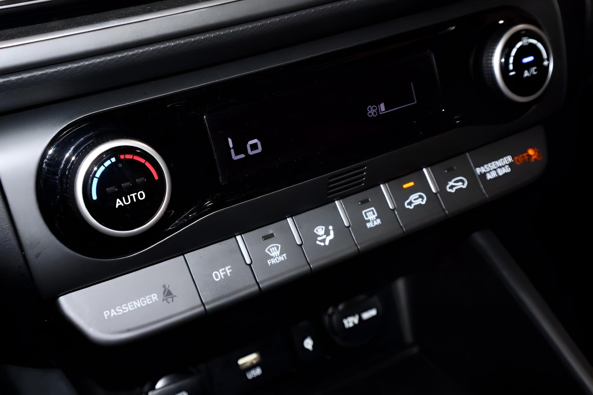 2023 Hyundai KONA Limited