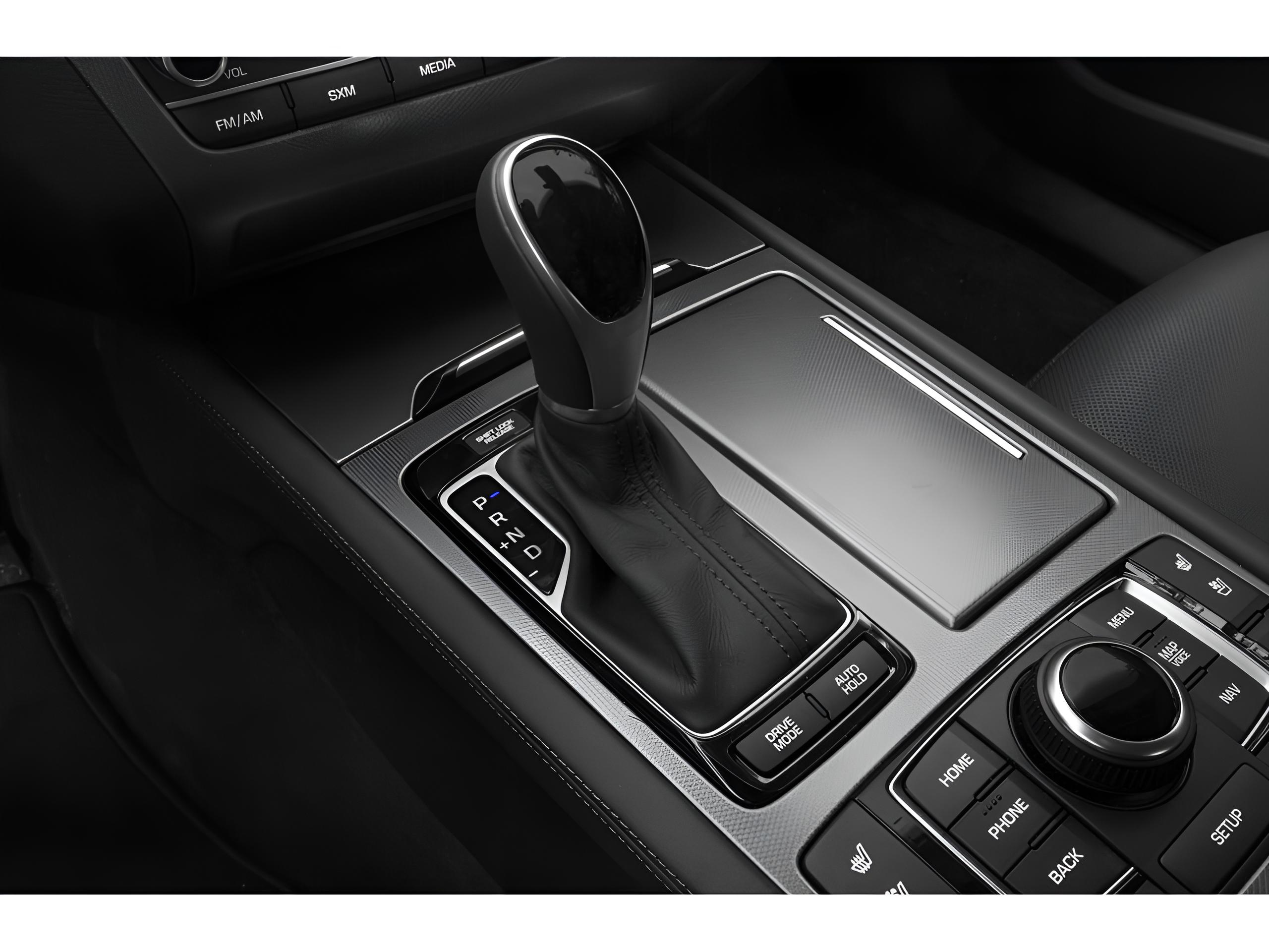 2015 Hyundai GENESIS 3.8