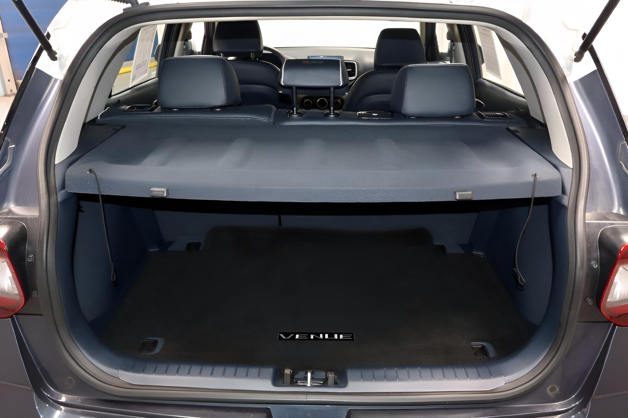 2024 Hyundai VENUE Limited