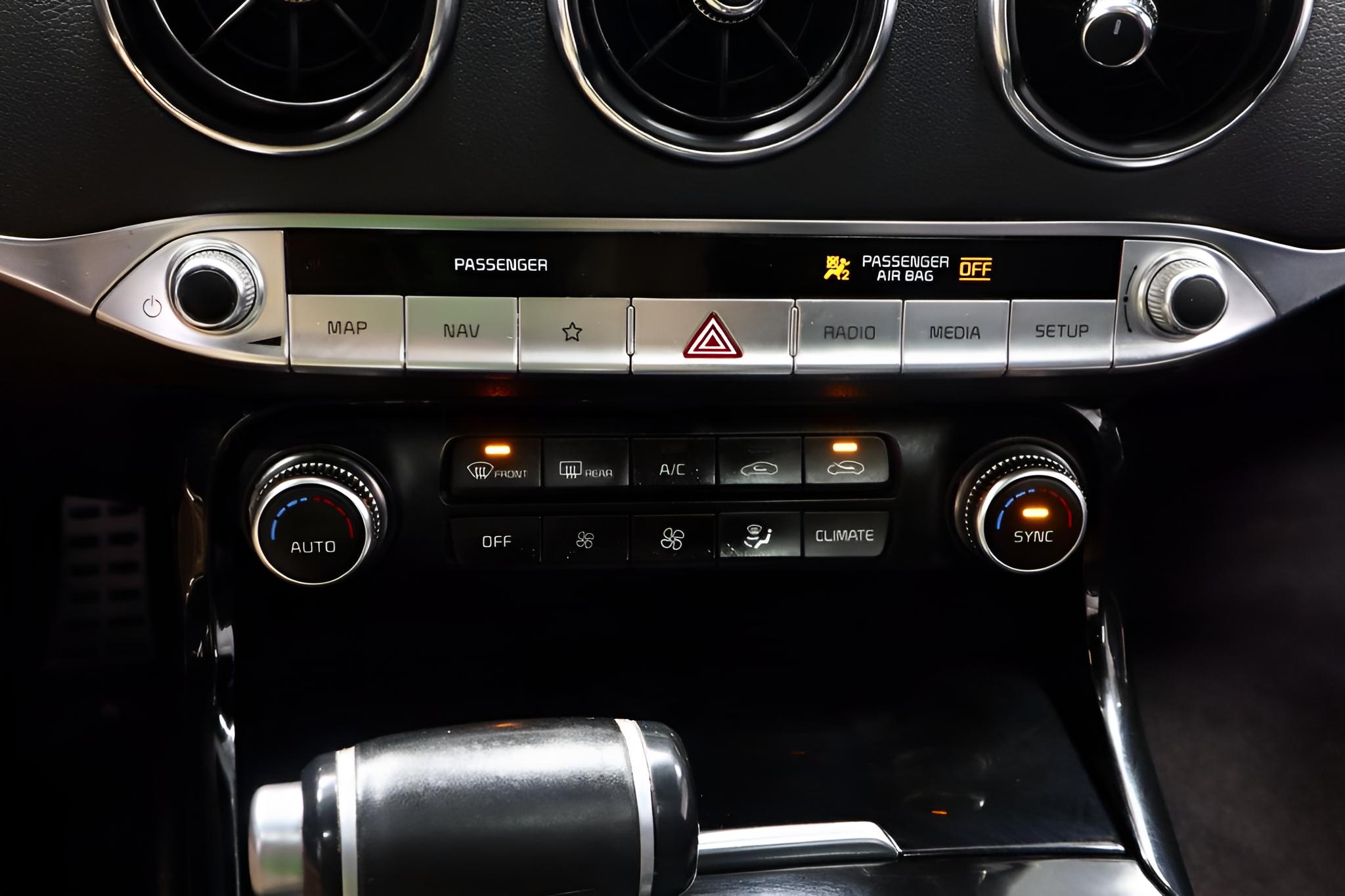 2022 Kia Stinger GT-Line
