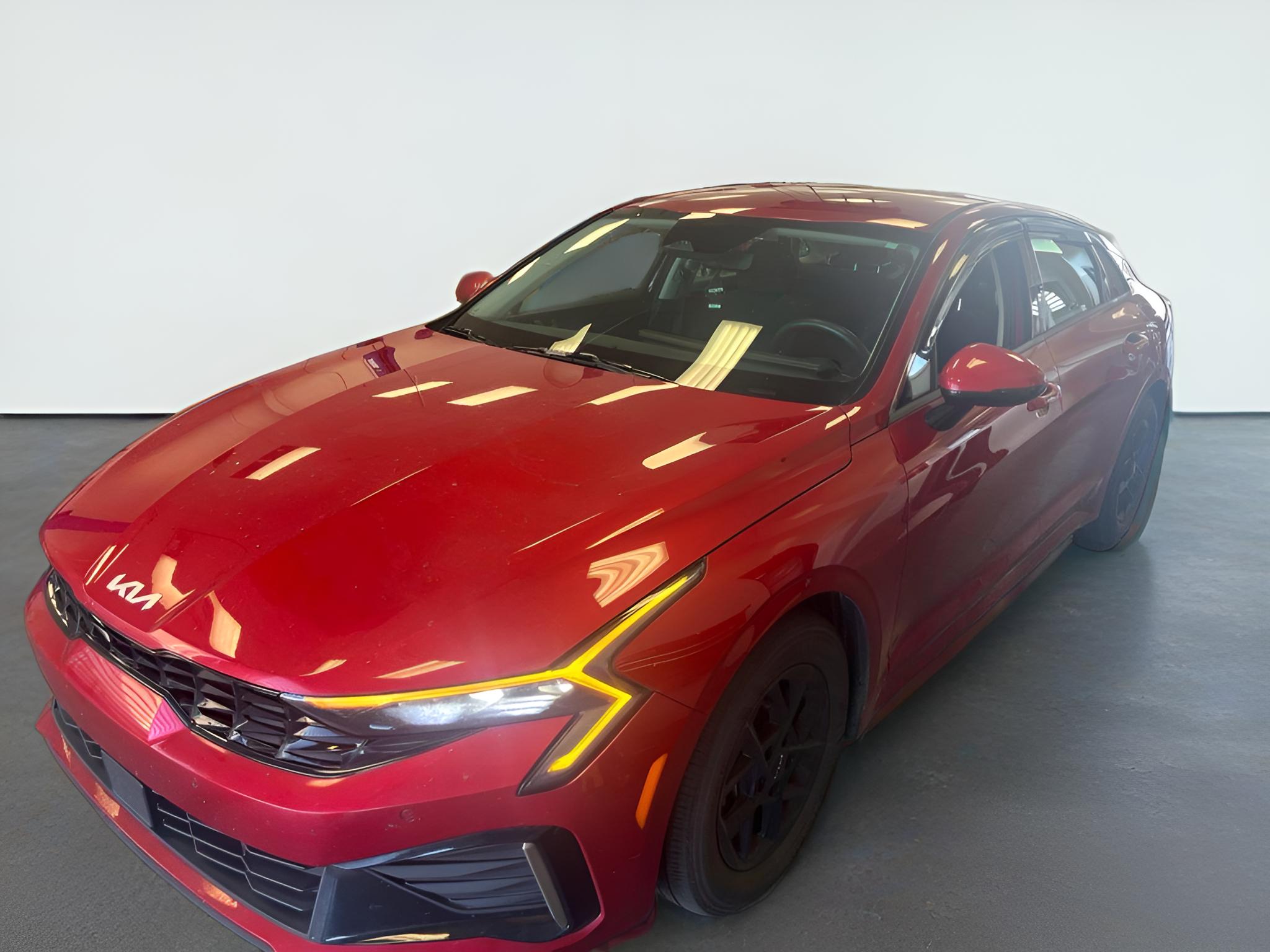 2025 Kia K5 LXS