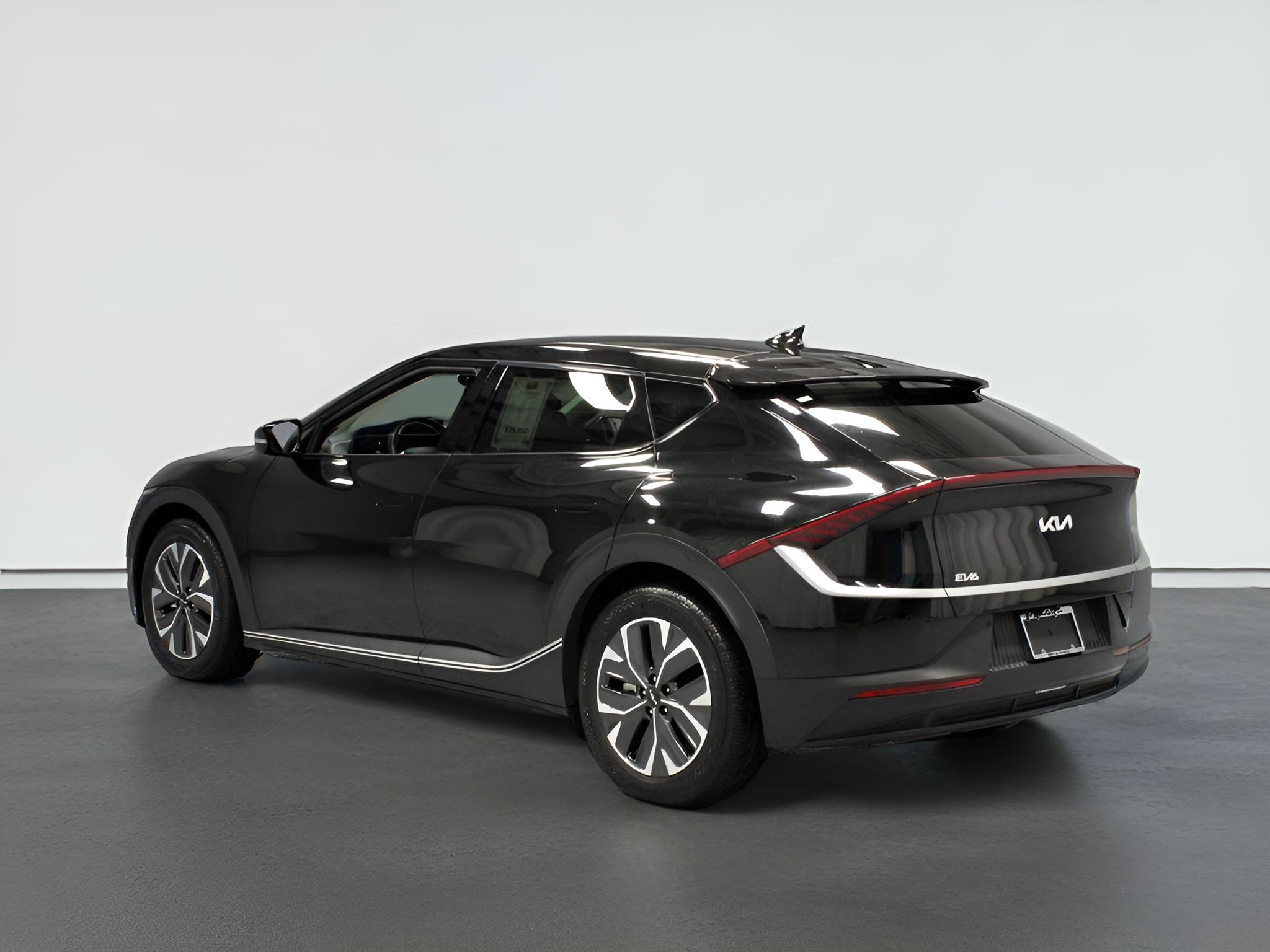 2024 Kia EV6 Light