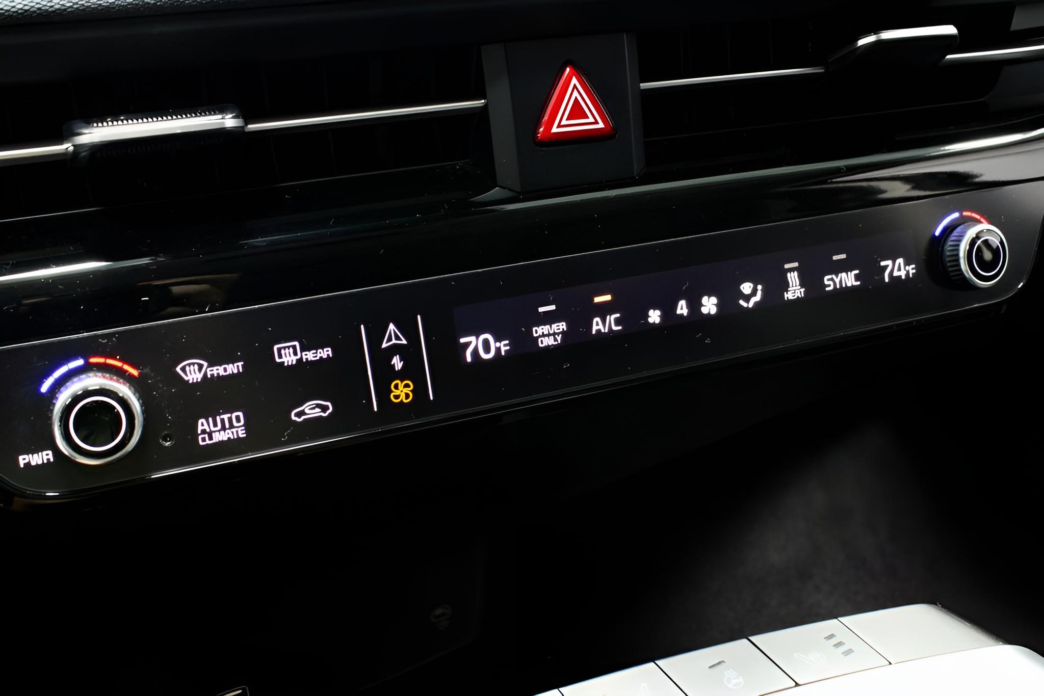 2024 Kia EV6 Light