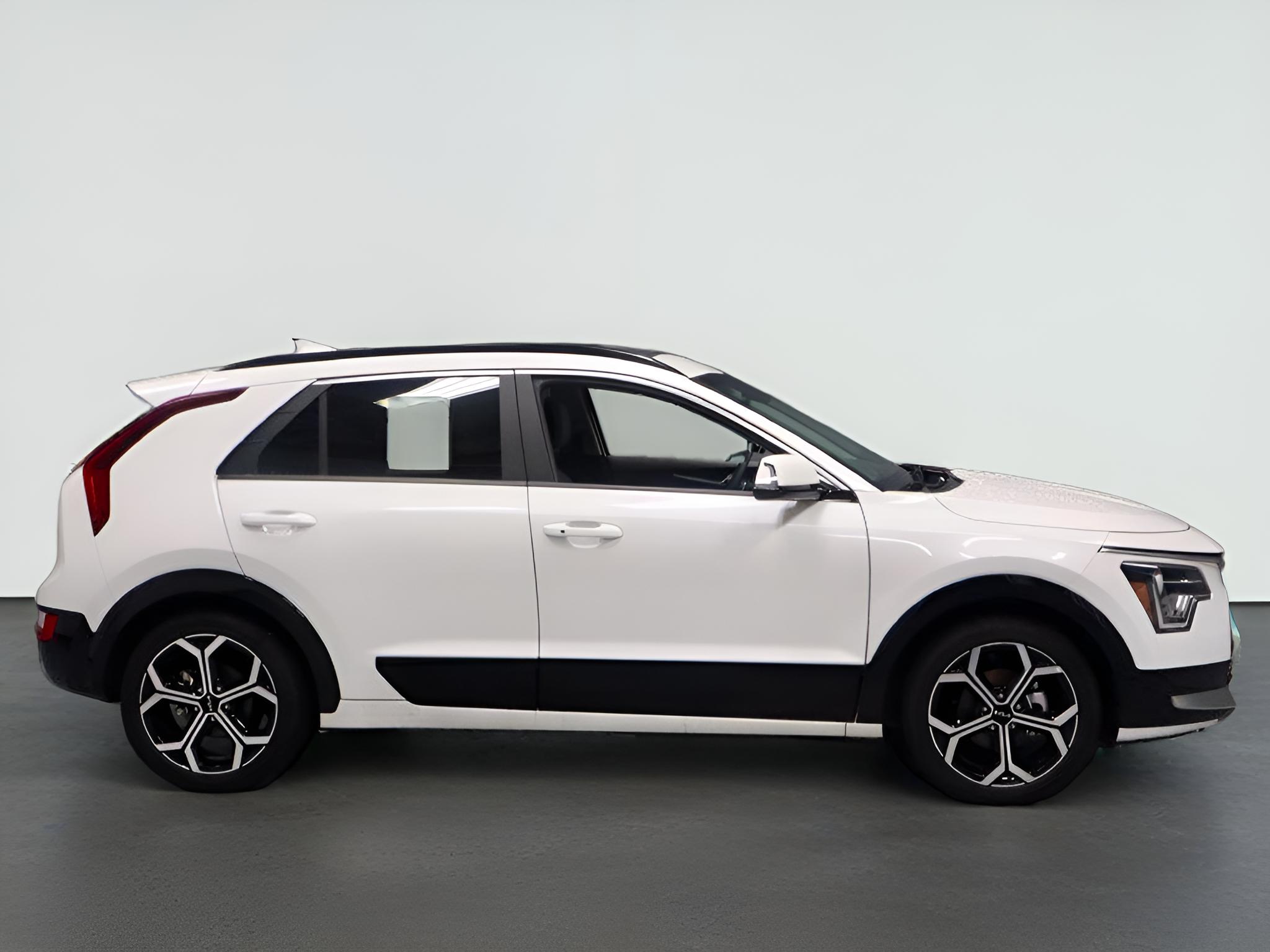 2025 Kia Niro EX Touring