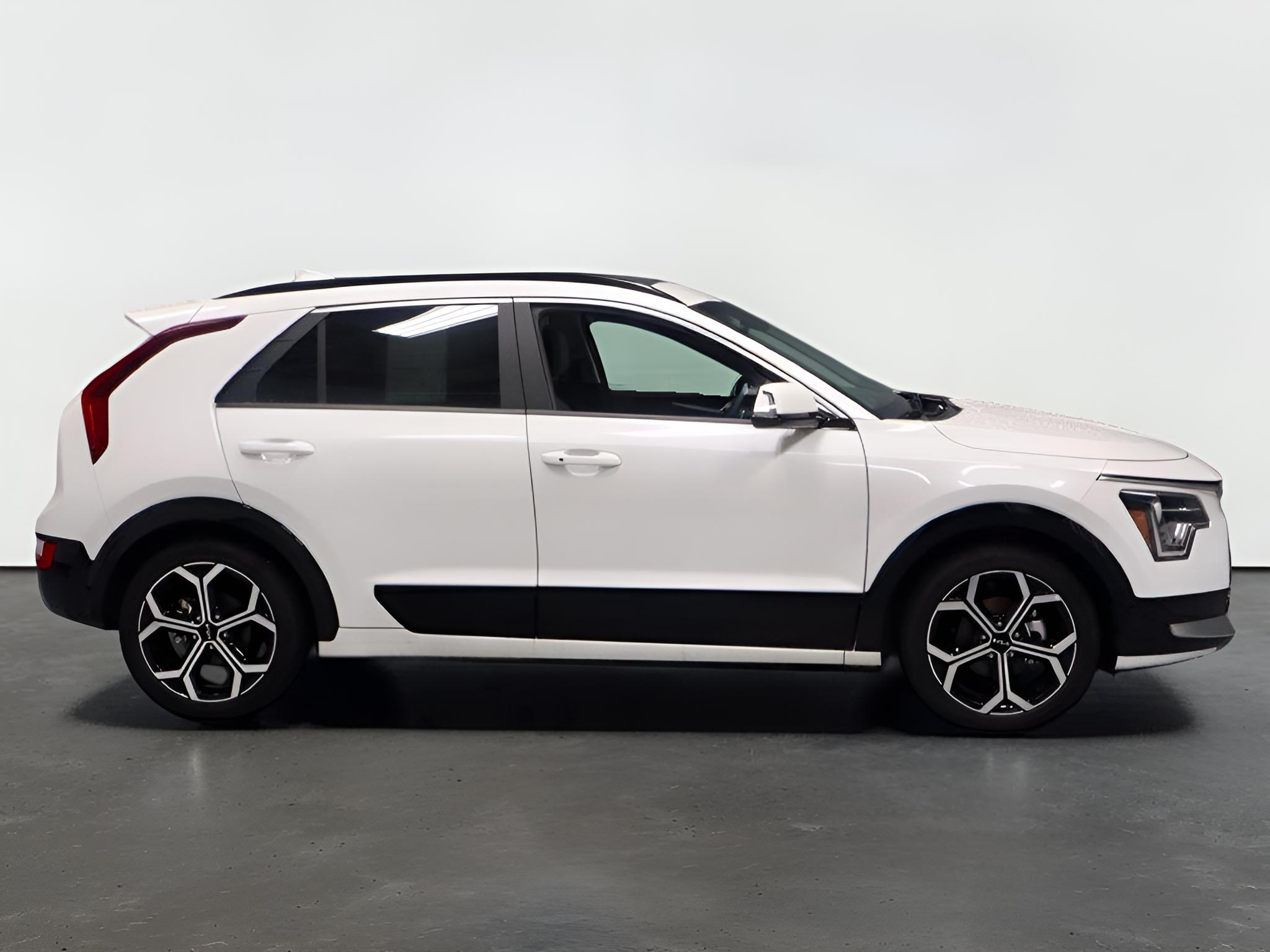 2025 Kia Niro EX Touring