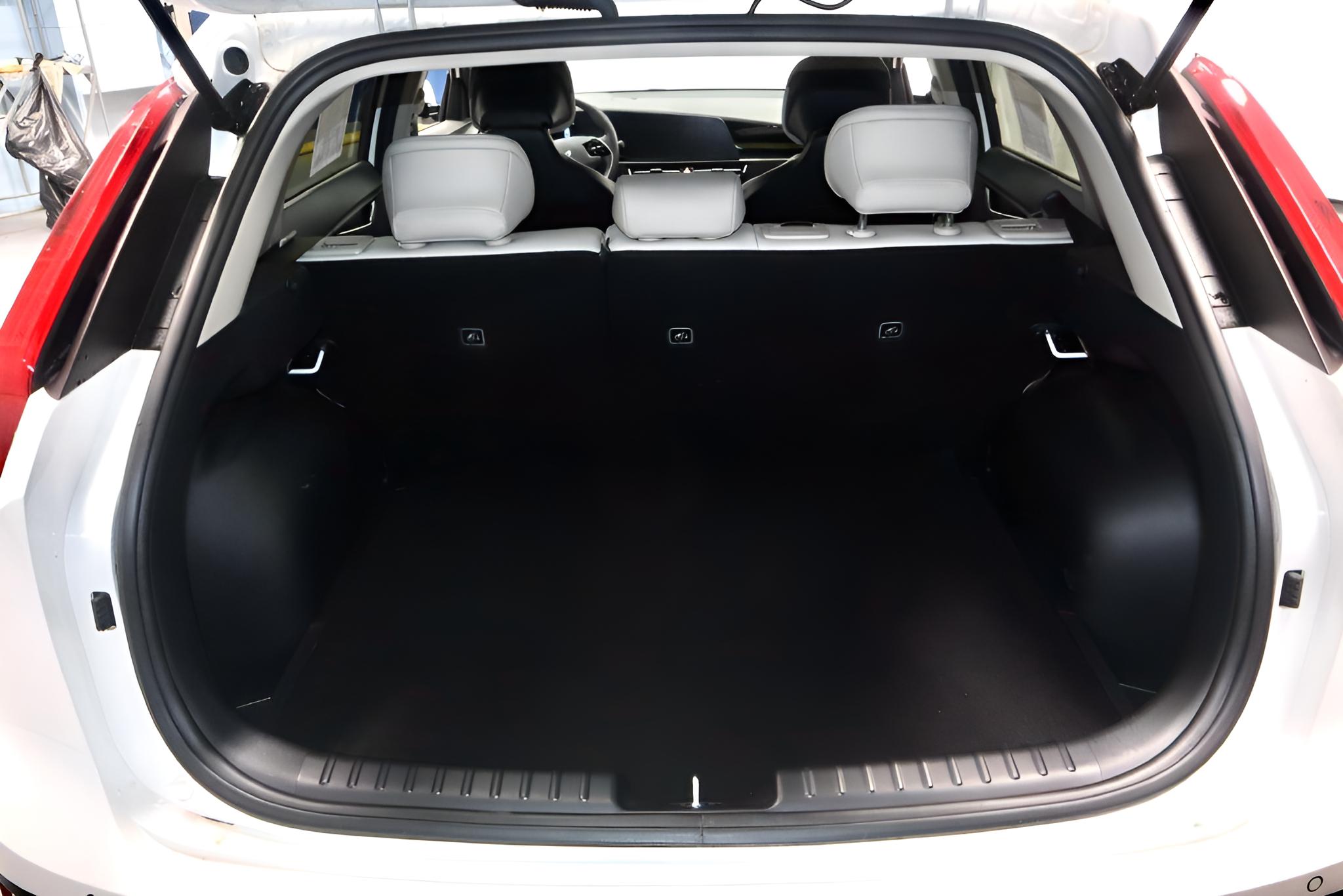 2025 Kia Niro EX Touring