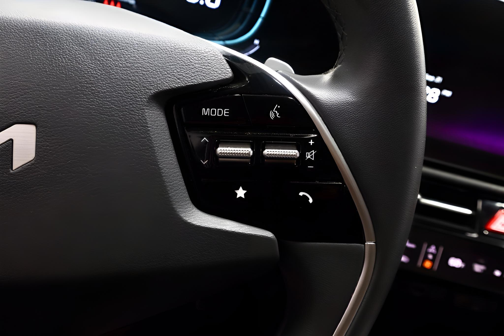 2025 Kia Niro EX Touring