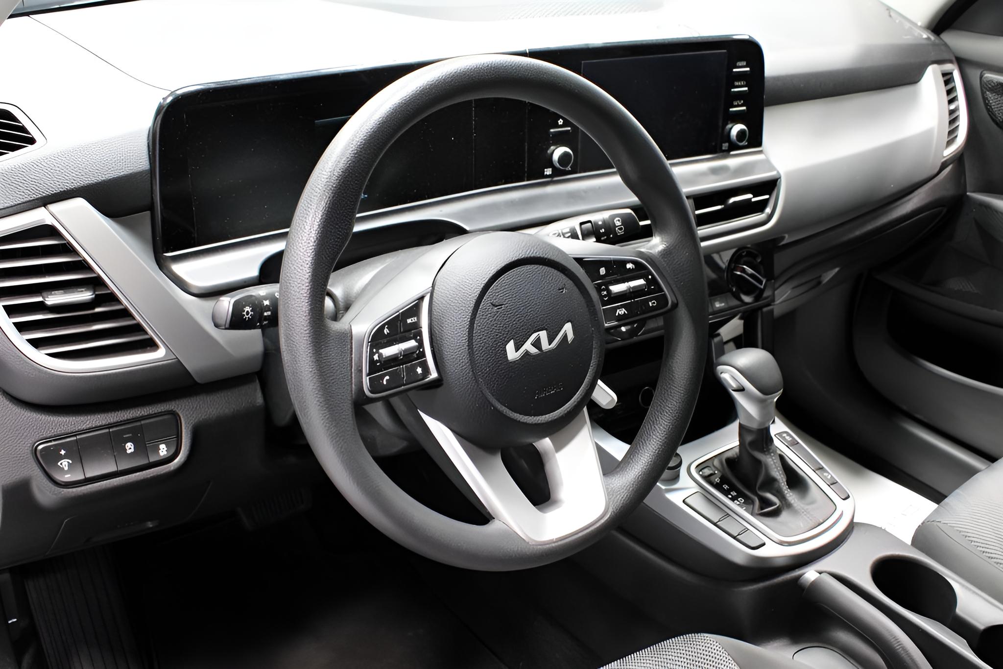 2024 Kia Seltos LX