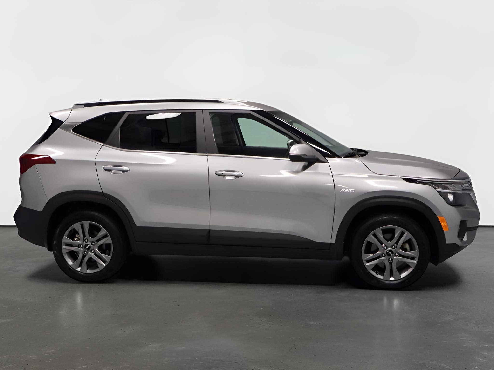 2023 Kia Seltos S