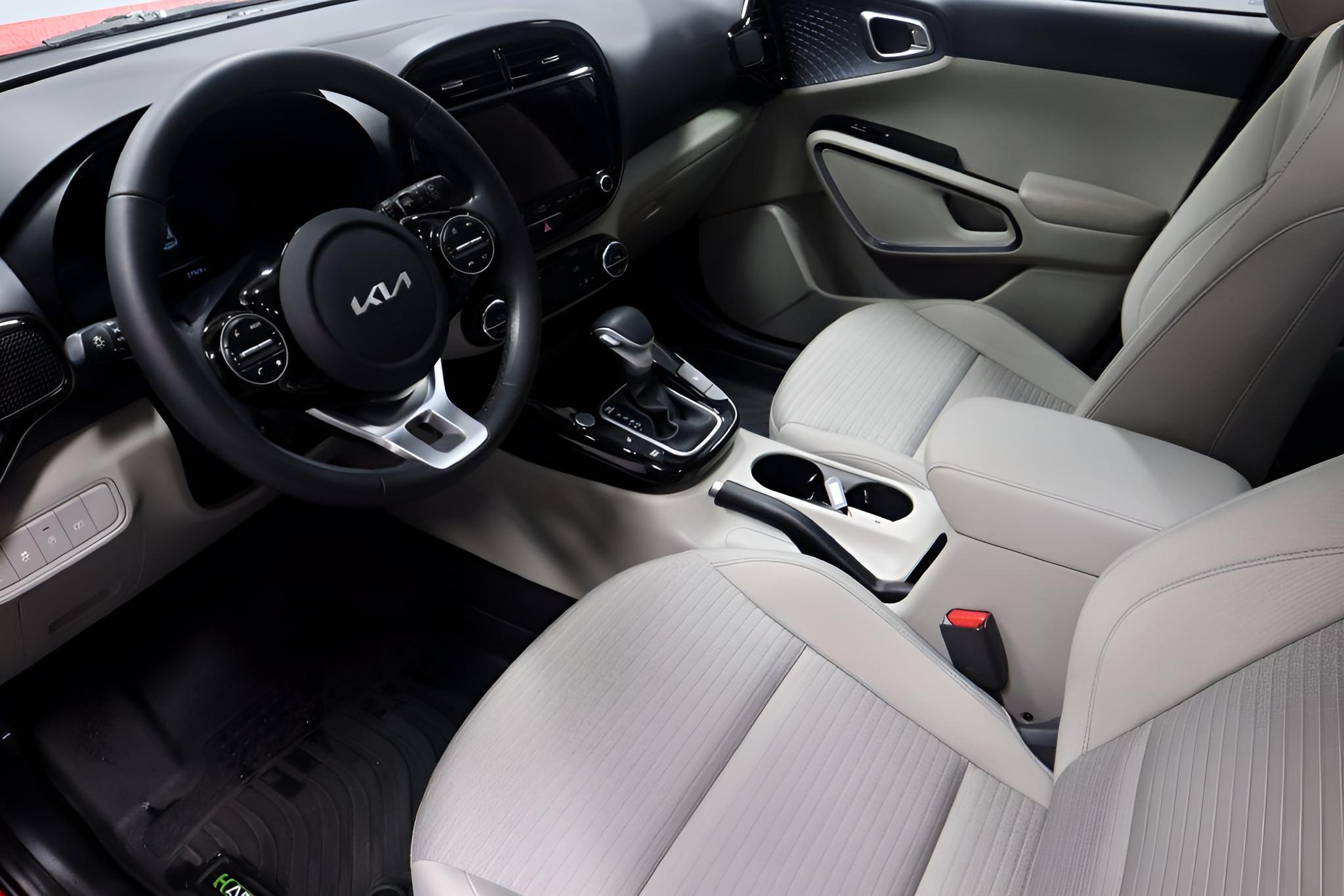 2025 Kia Soul EX