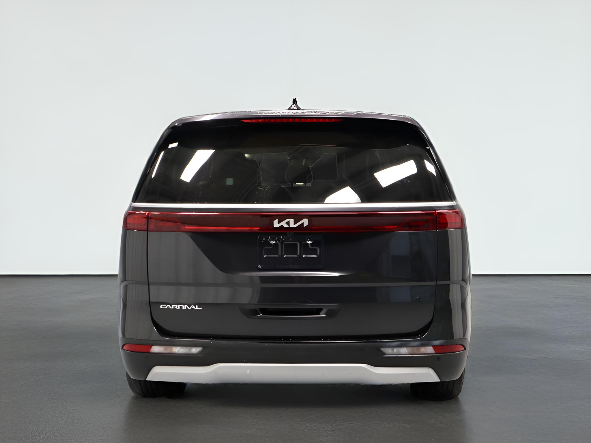 2024 Kia Carnival LX Seat Package