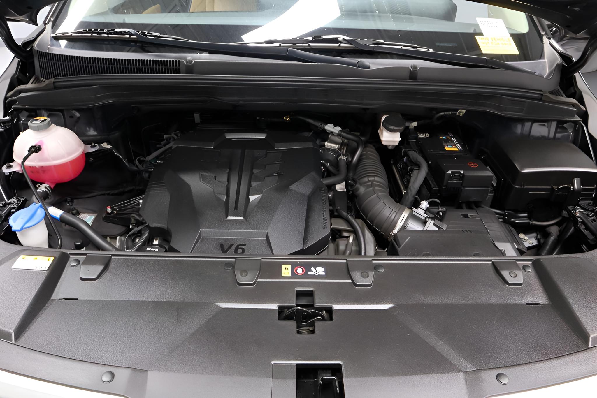 2024 Kia Carnival LX Seat Package
