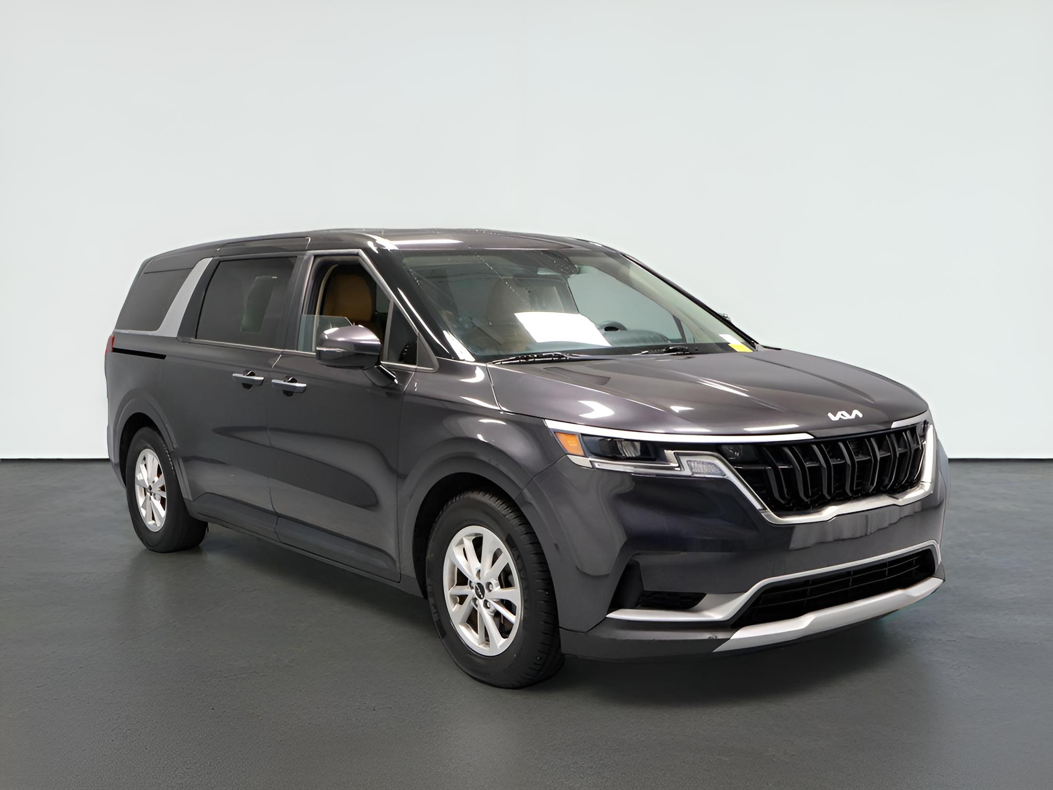 2024 Kia Carnival LX Seat Package