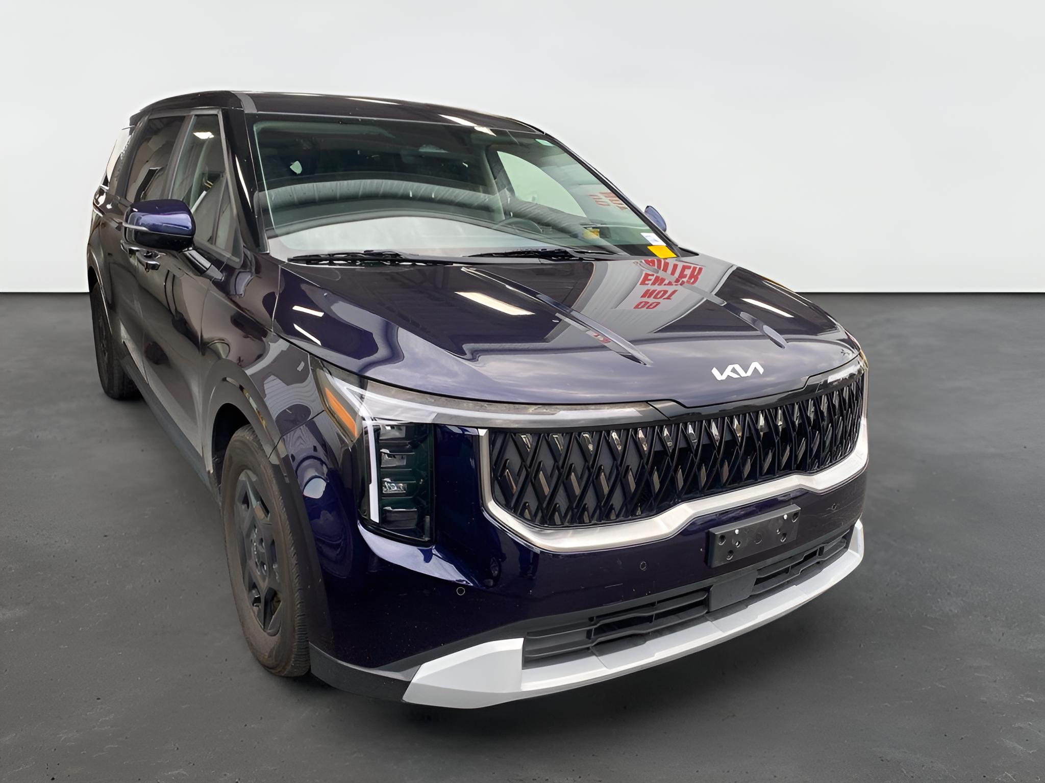 2025 Kia Carnival LXS