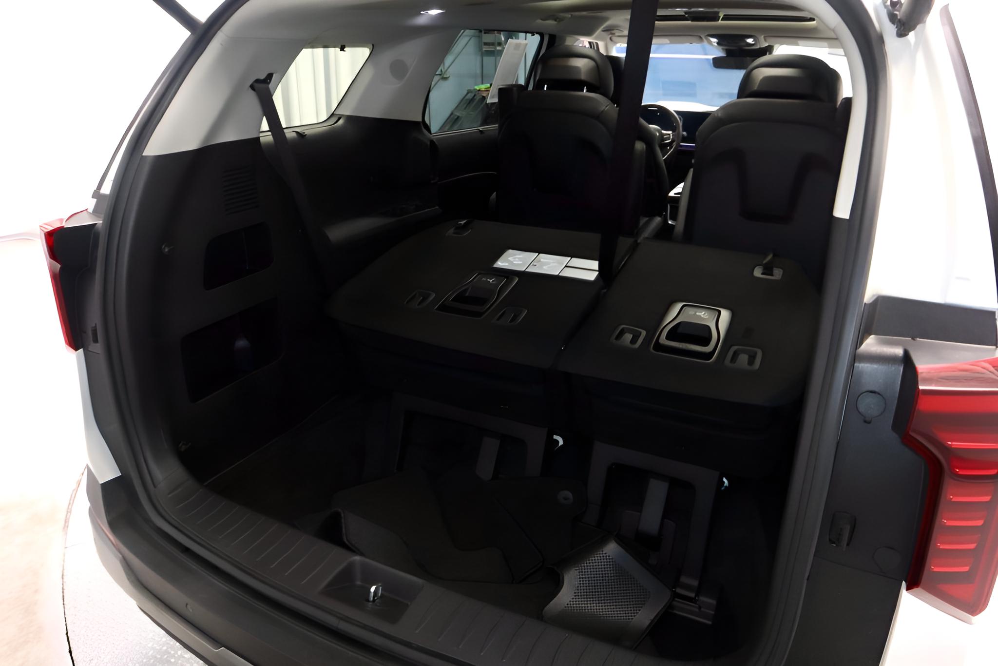 2025 Kia Carnival SX Prestige