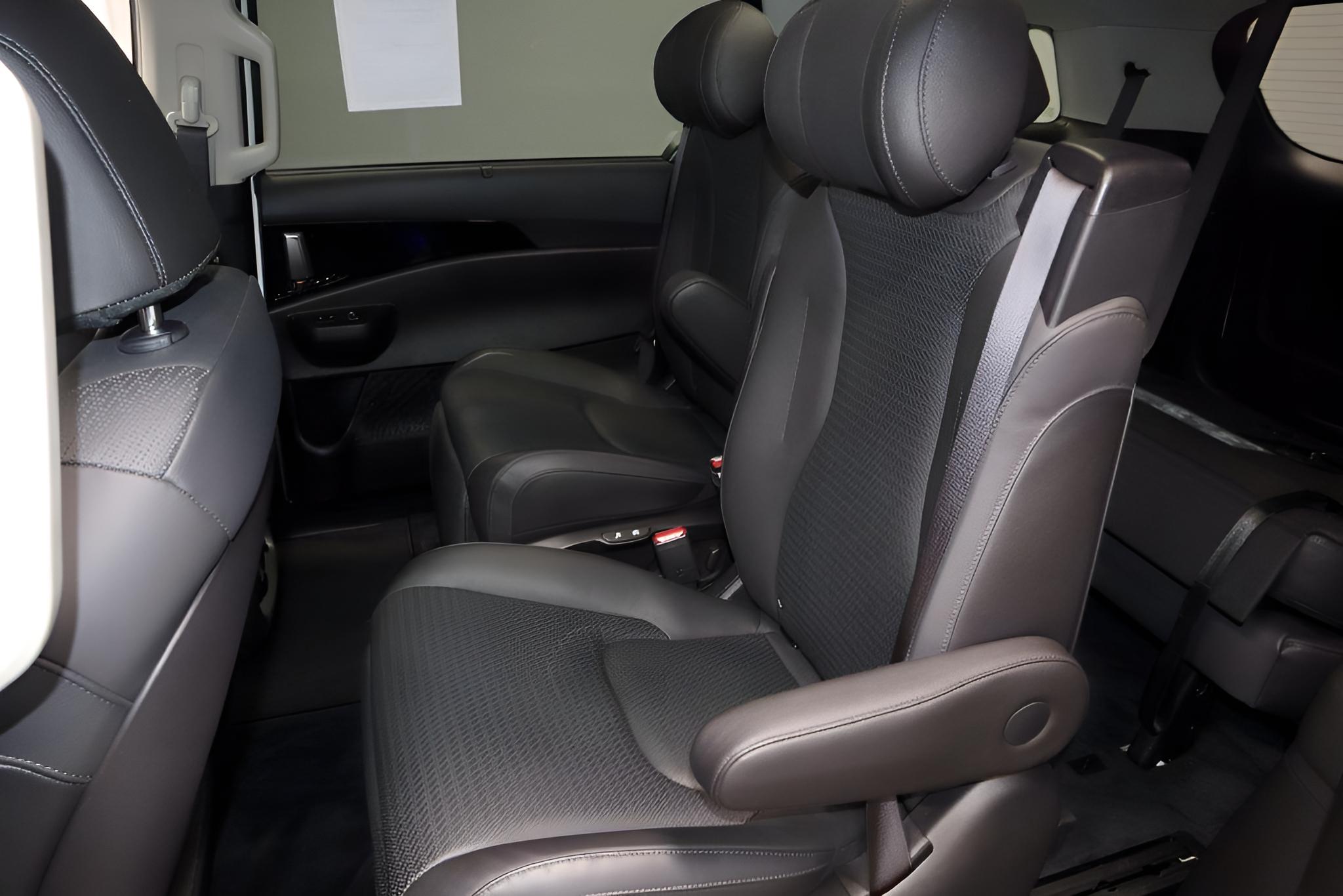 2025 Kia Carnival SX Prestige