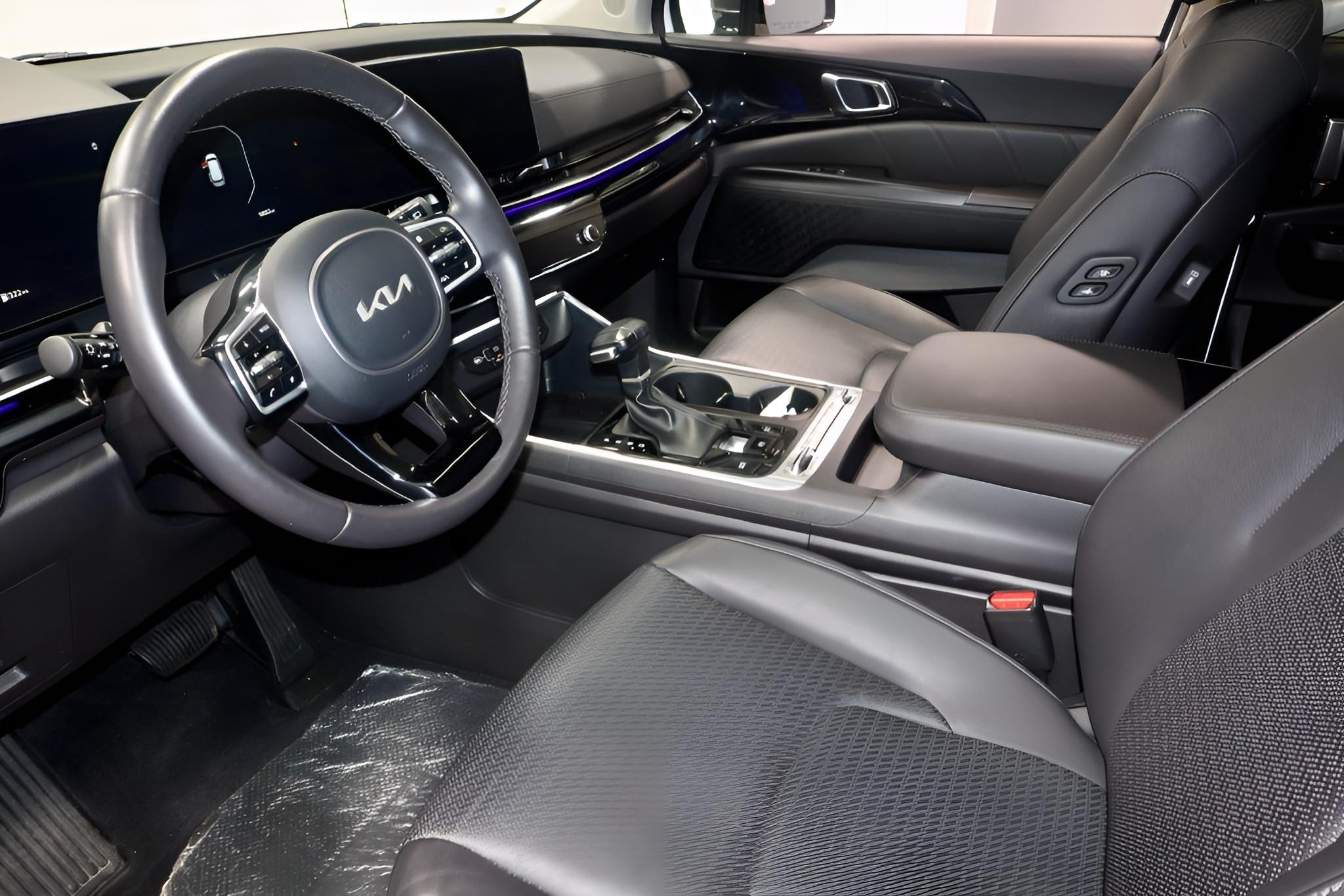 2025 Kia Carnival SX Prestige