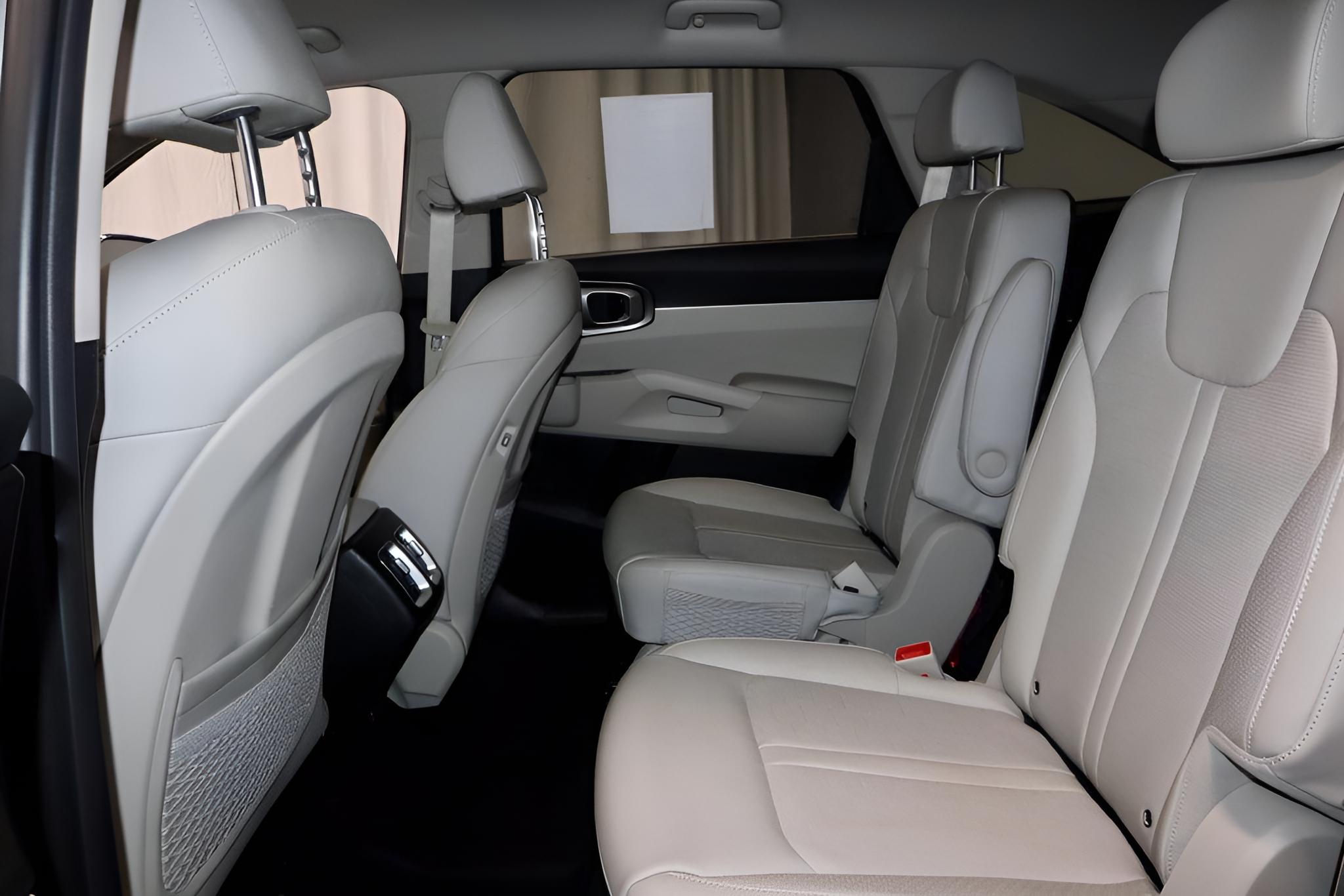 2025 Kia Sorento Hybrid EX
