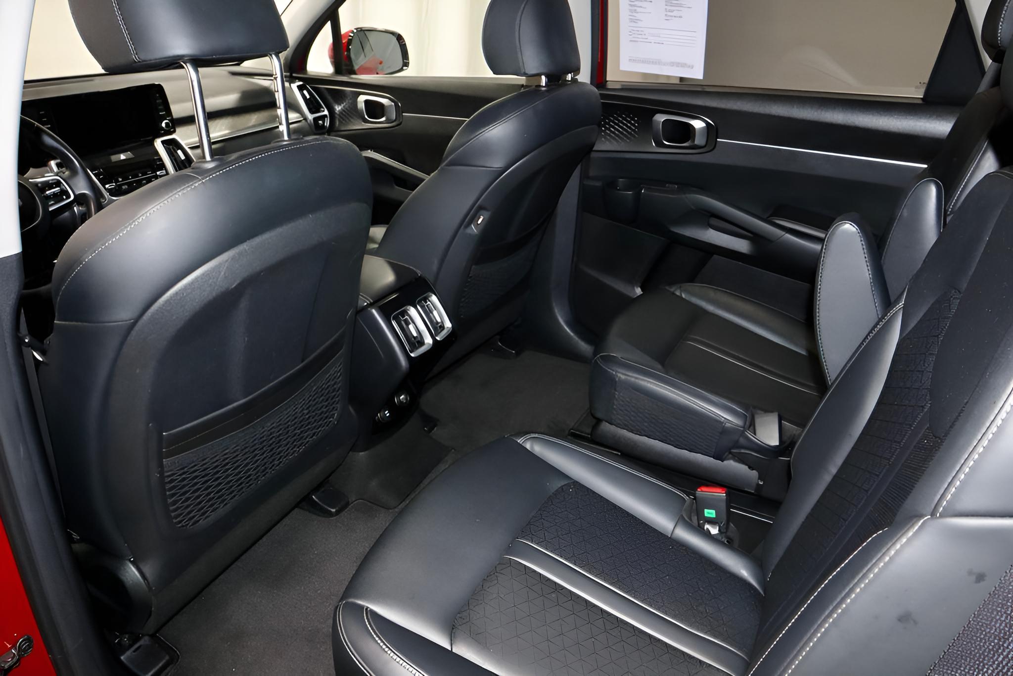 2023 Kia Sorento Hybrid EX