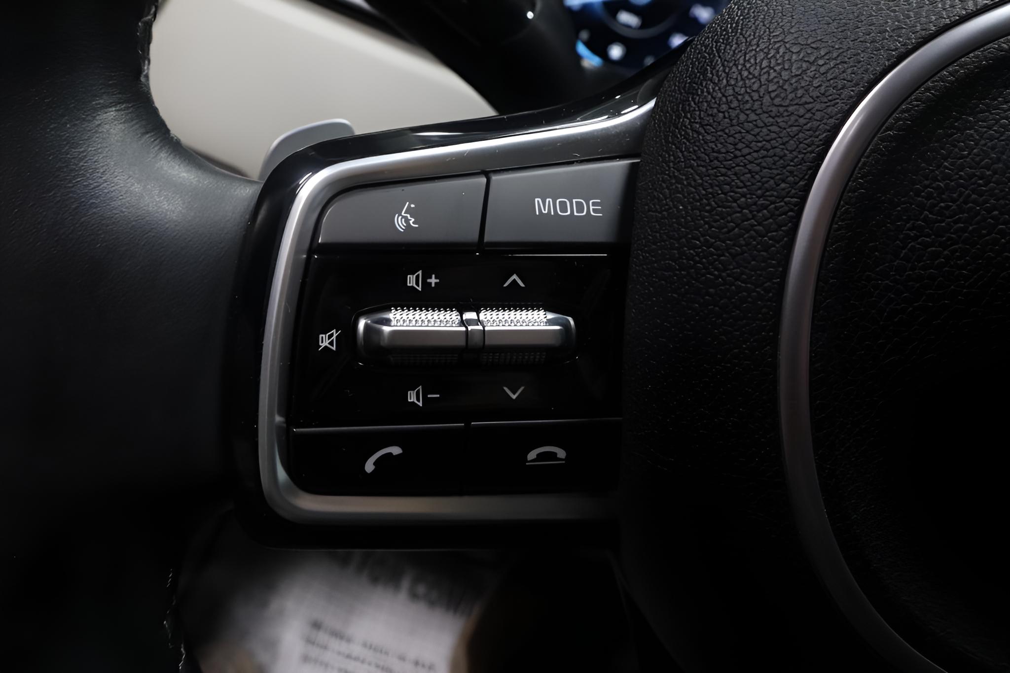 2023 Kia Sorento Plug-In Hybrid SX Prestige