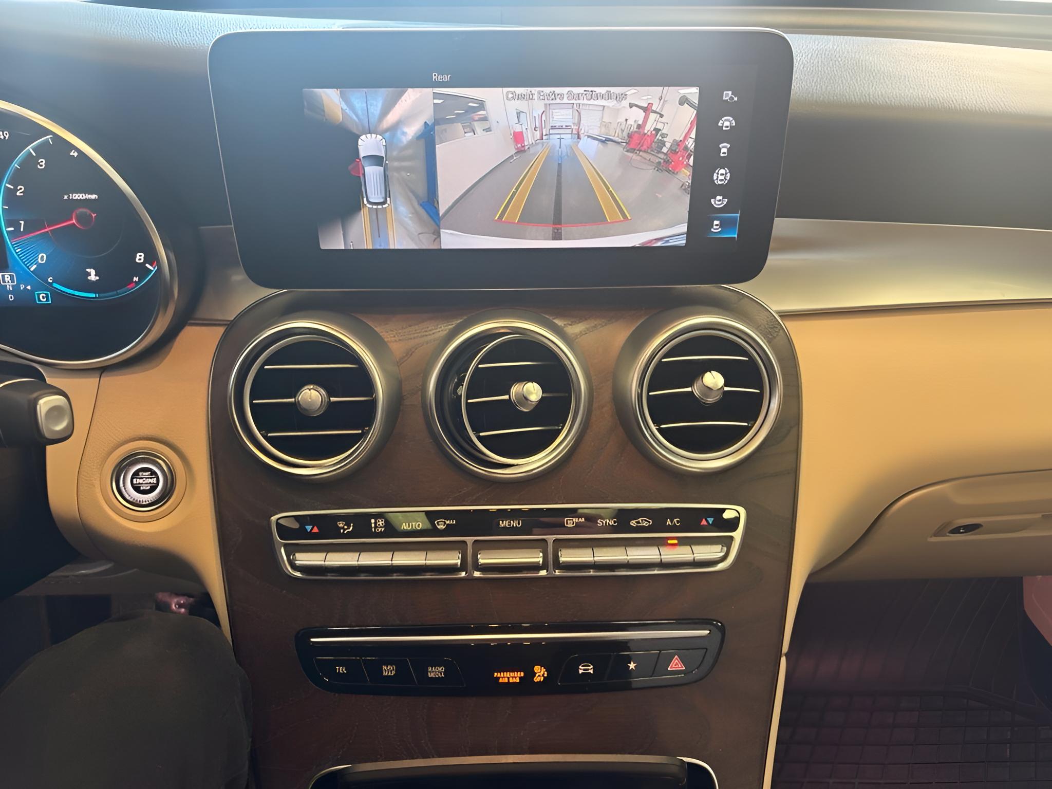 2021 Mercedes-Benz GLC GLC 300