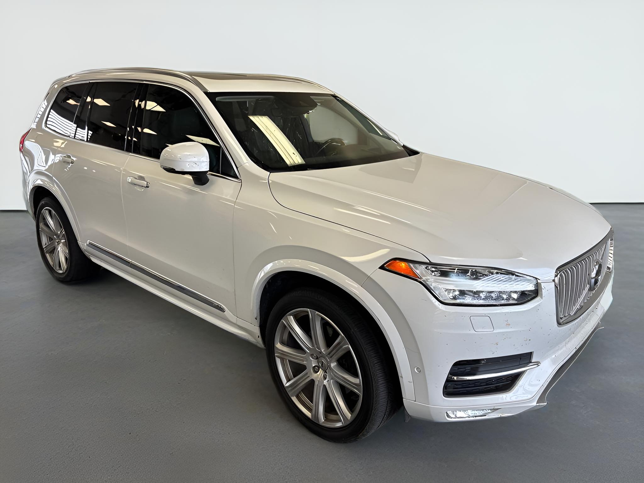 2019 Volvo XC90 T6 Inscription