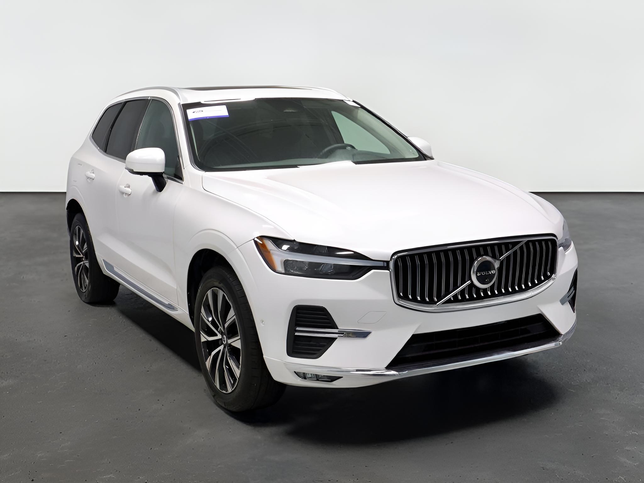 2023 Volvo XC60 B5 Plus Bright Theme