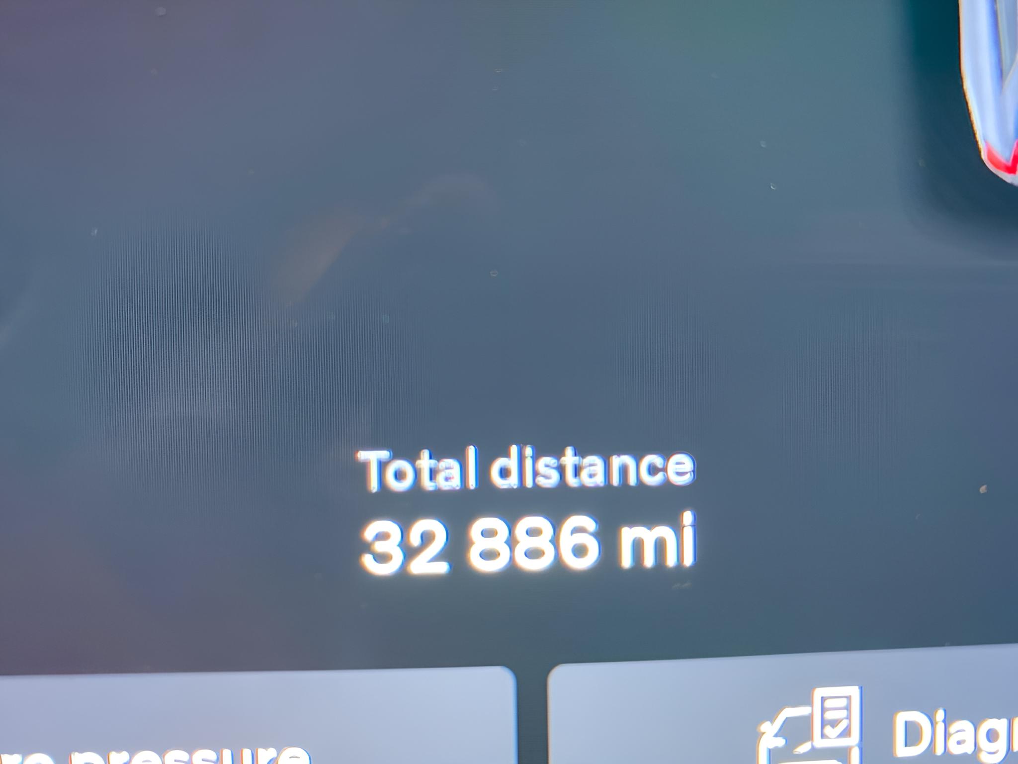 2024 Volvo XC60 B5 Ultimate Dark Theme