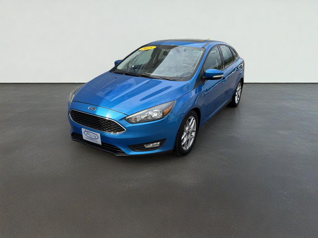 Used 2015 Ford Focus SE with VIN 1FADP3F29FL287696 for sale in Forest City, IA
