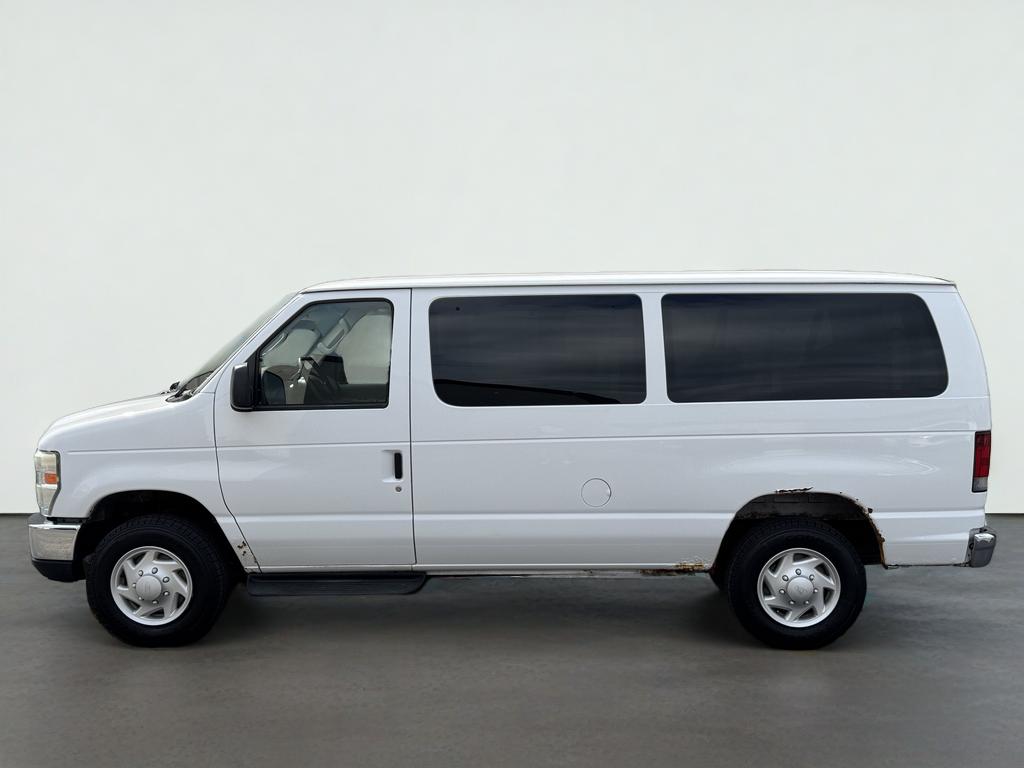 2008 Ford Econoline Wagon XL