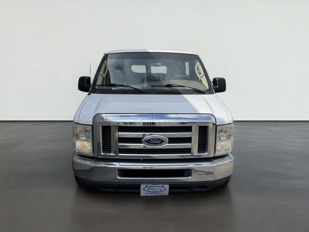 2008 Ford Econoline Wagon XL