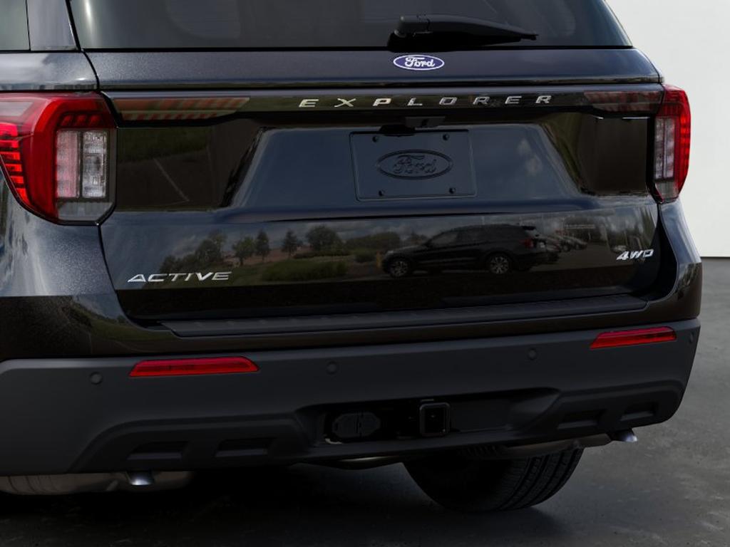 2027 Ford Explorer Active w/200A Pkg