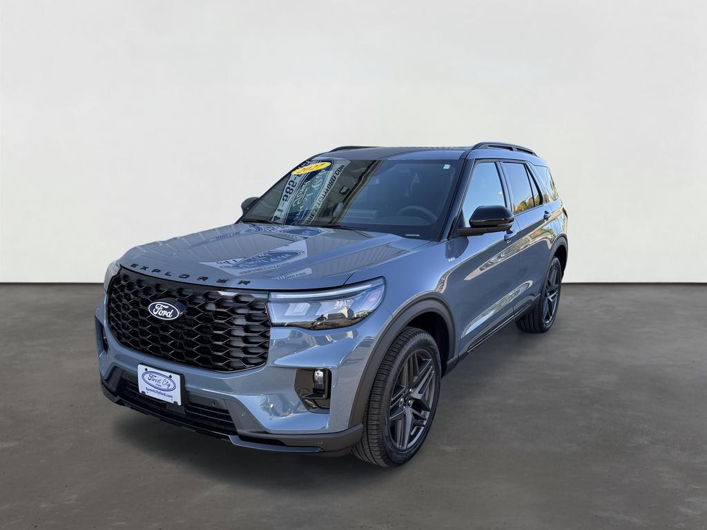 2027 Ford Explorer ST-Line