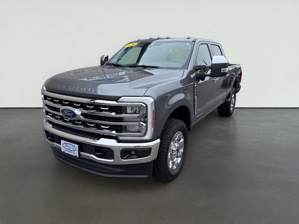 2026 Ford Super Duty F-350 SRW LARIAT