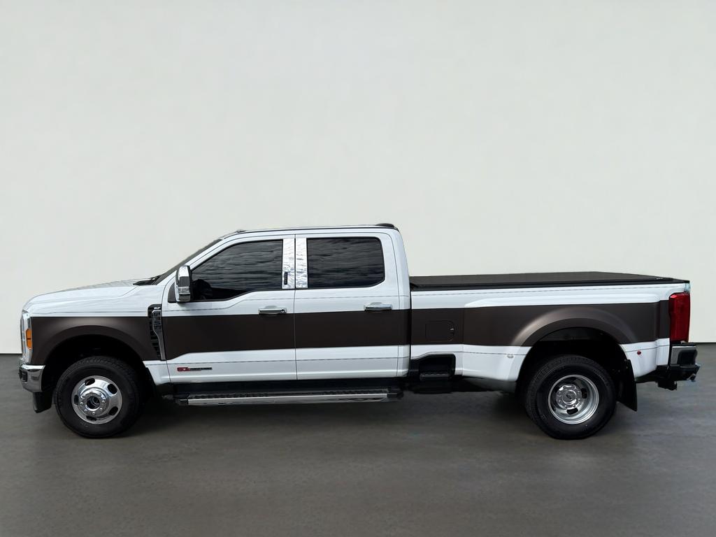 2023 Ford Super Duty F-350 DRW XLT