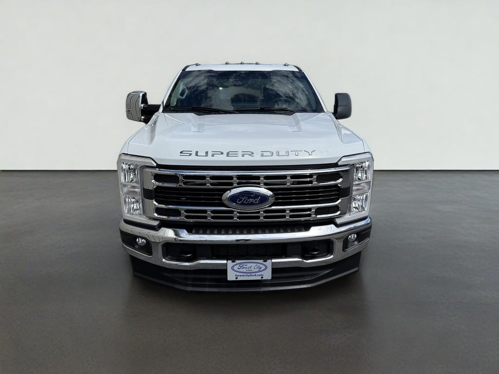 2023 Ford Super Duty F-350 DRW XLT