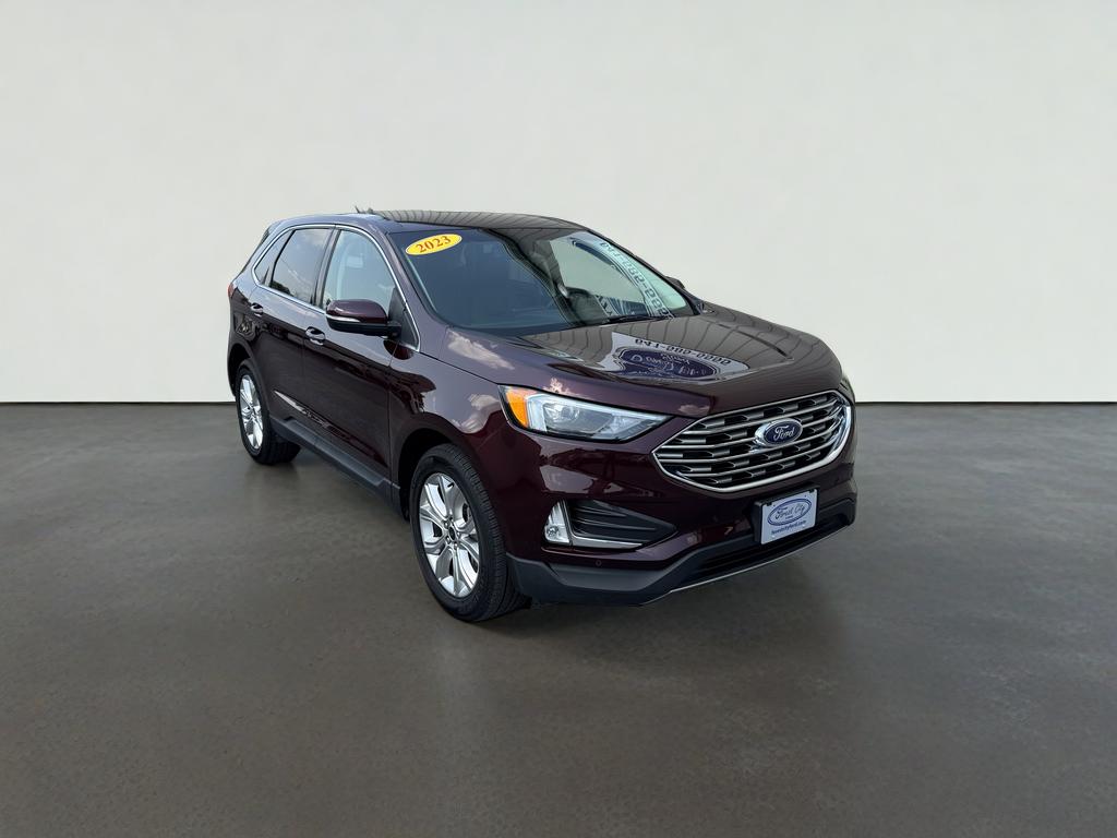 2023 Ford Edge Titanium