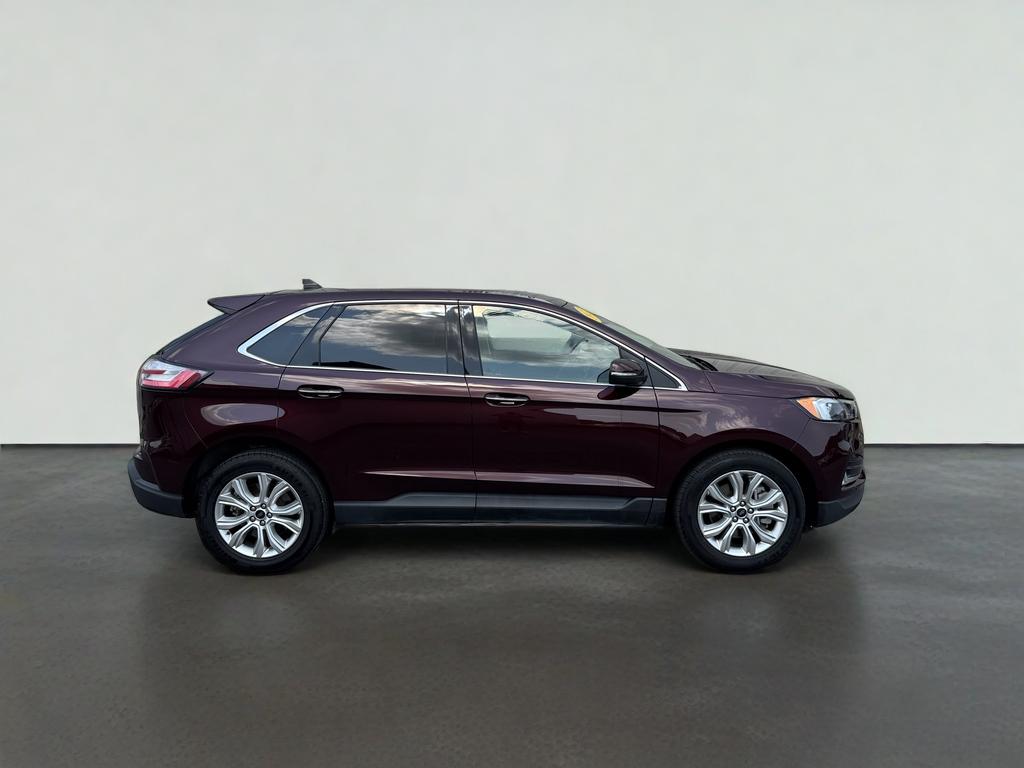 2023 Ford Edge Titanium