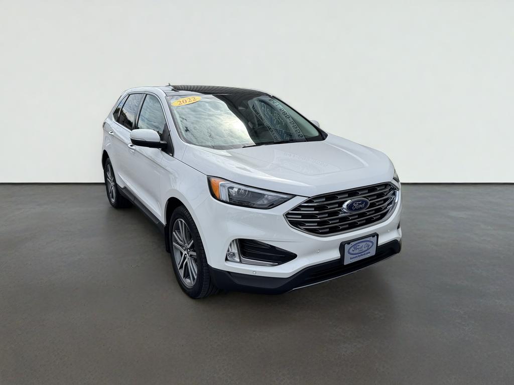 2022 Ford Edge Titanium