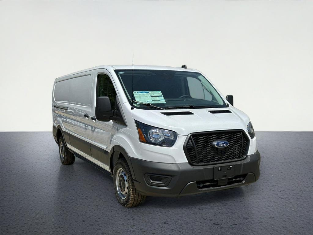 2025 Ford Transit T-250 130" Low Rf 9070 GVWR RWD