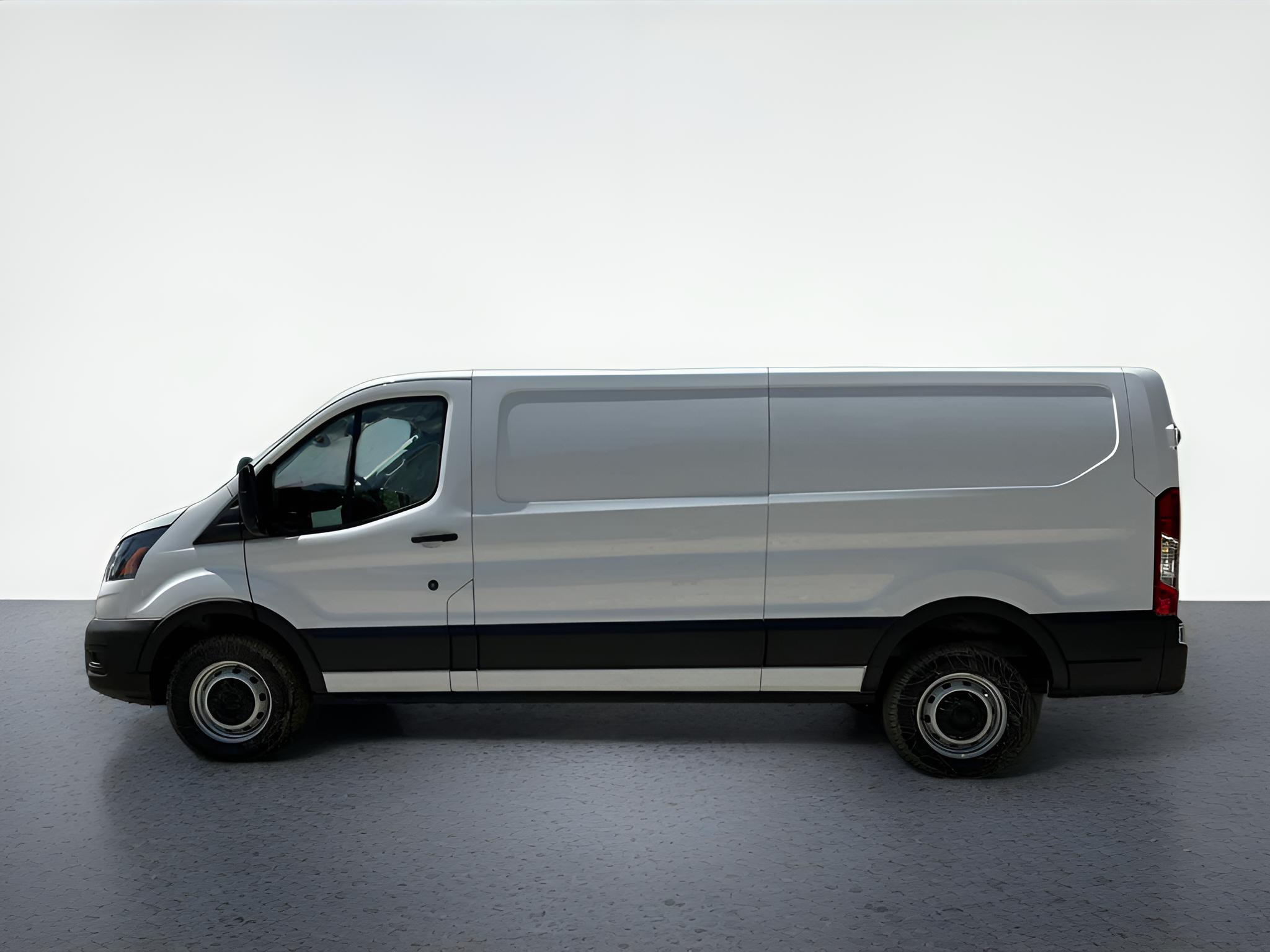 2025 Ford Transit T-250 130" Low Rf 9070 GVWR RWD