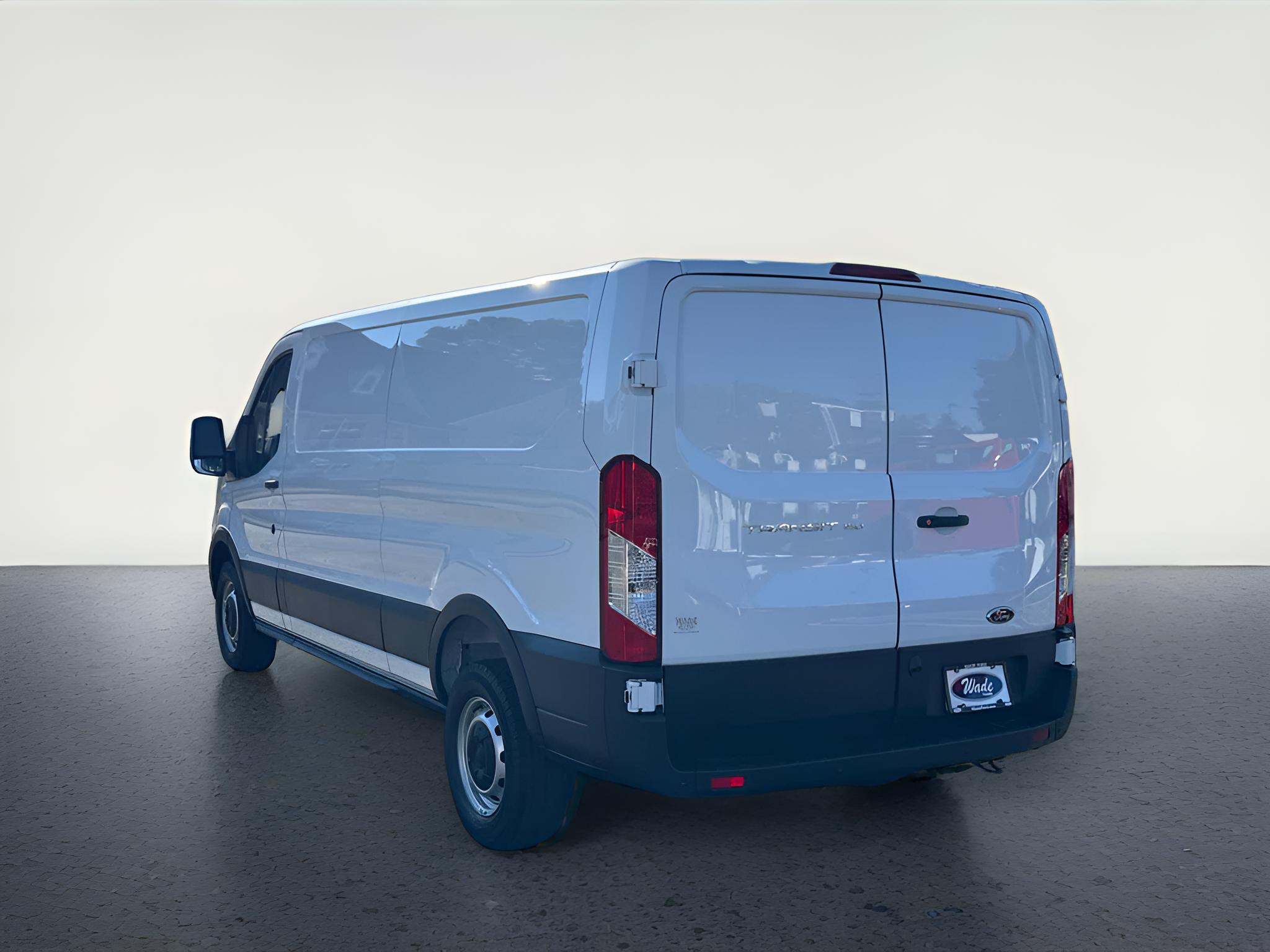 2025 Ford Transit T-150 130" Low Rf 8670 GVWR RWD