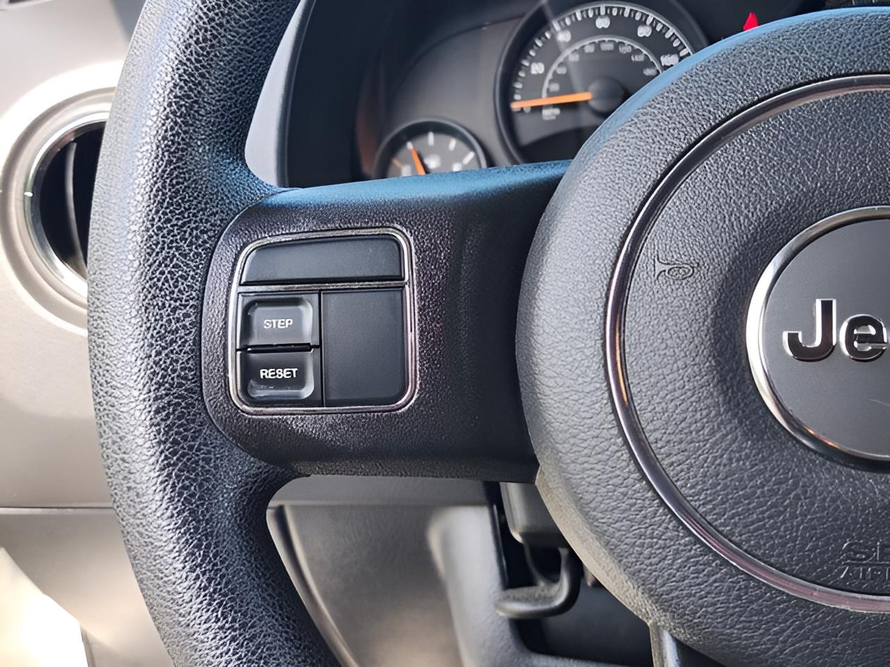 2016 Jeep Compass Sport